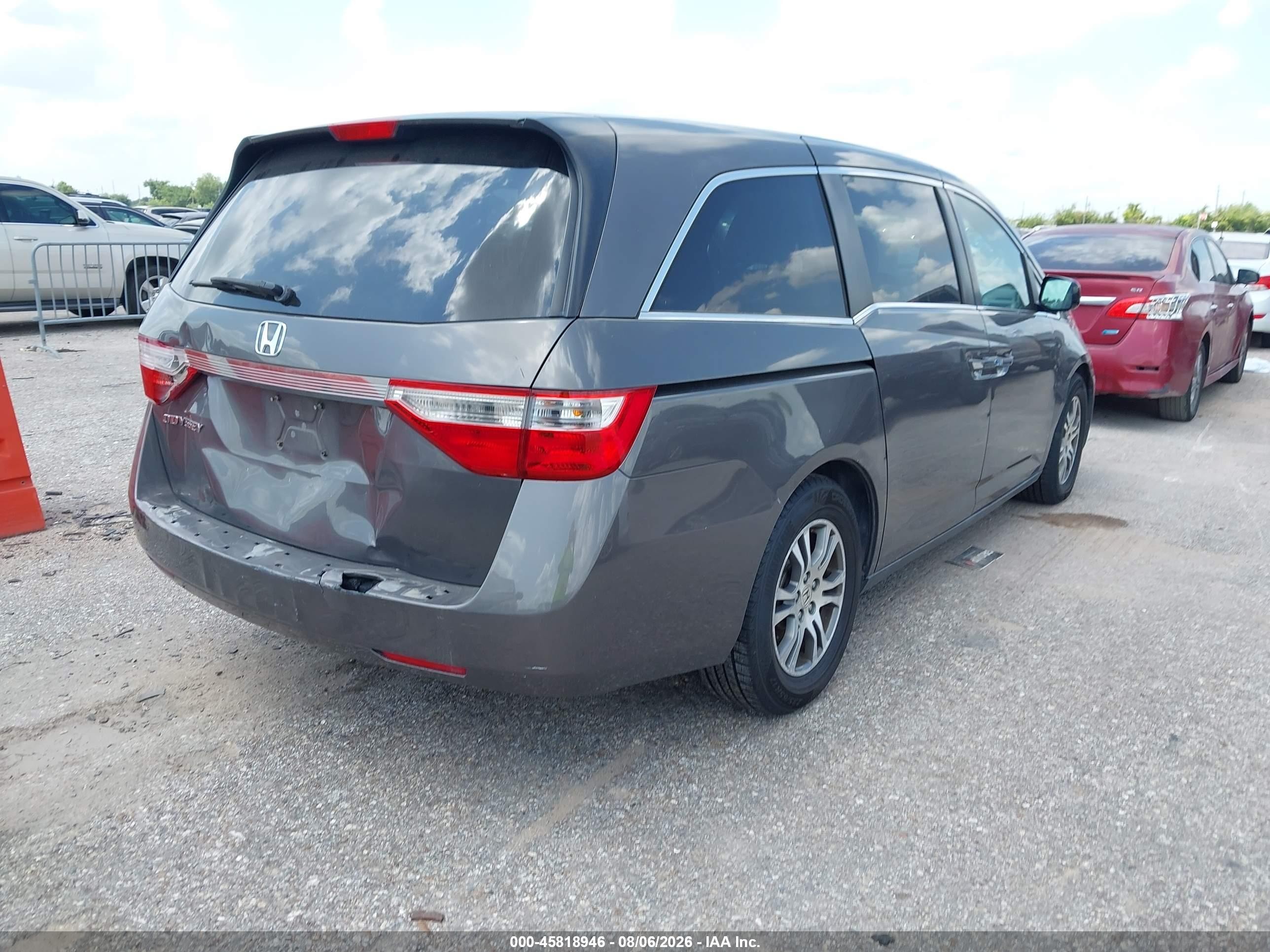 2011 Honda Odyssey Ex Gray vin: 5FNRL5H42BB004560