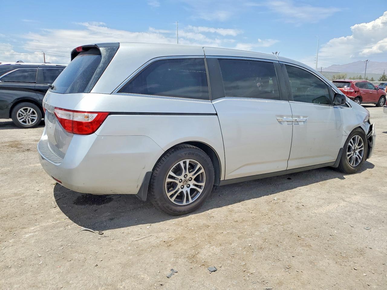 2011 Honda Odyssey Ex Silver vin: 5FNRL5H42BB010696