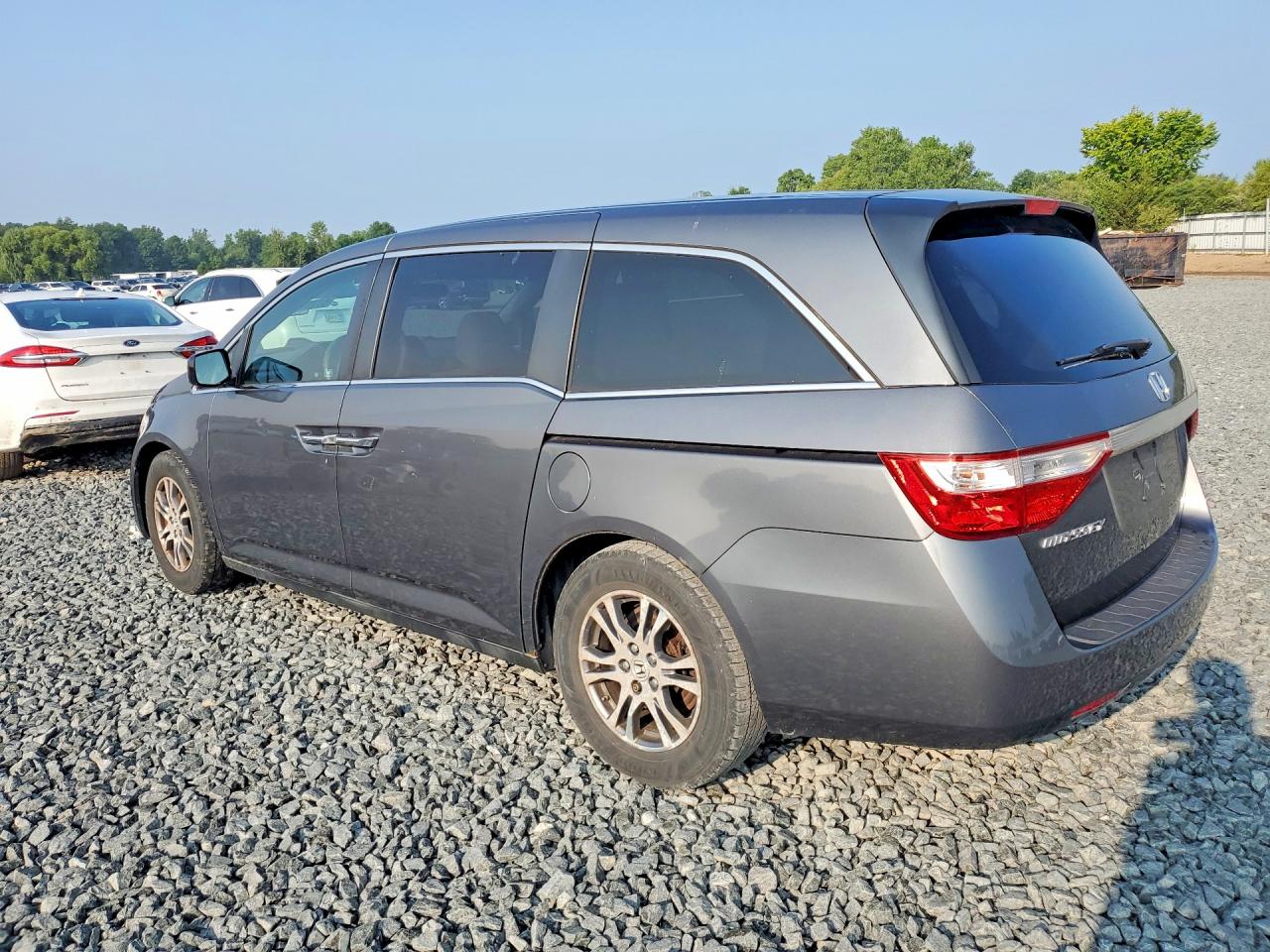 2011 Honda Odyssey Ex Gray vin: 5FNRL5H42BB069618