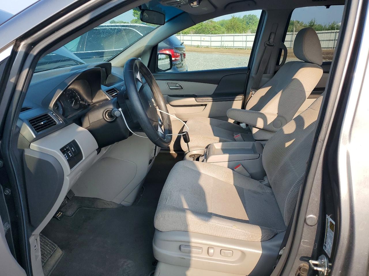 2011 Honda Odyssey Ex Gray vin: 5FNRL5H42BB069618