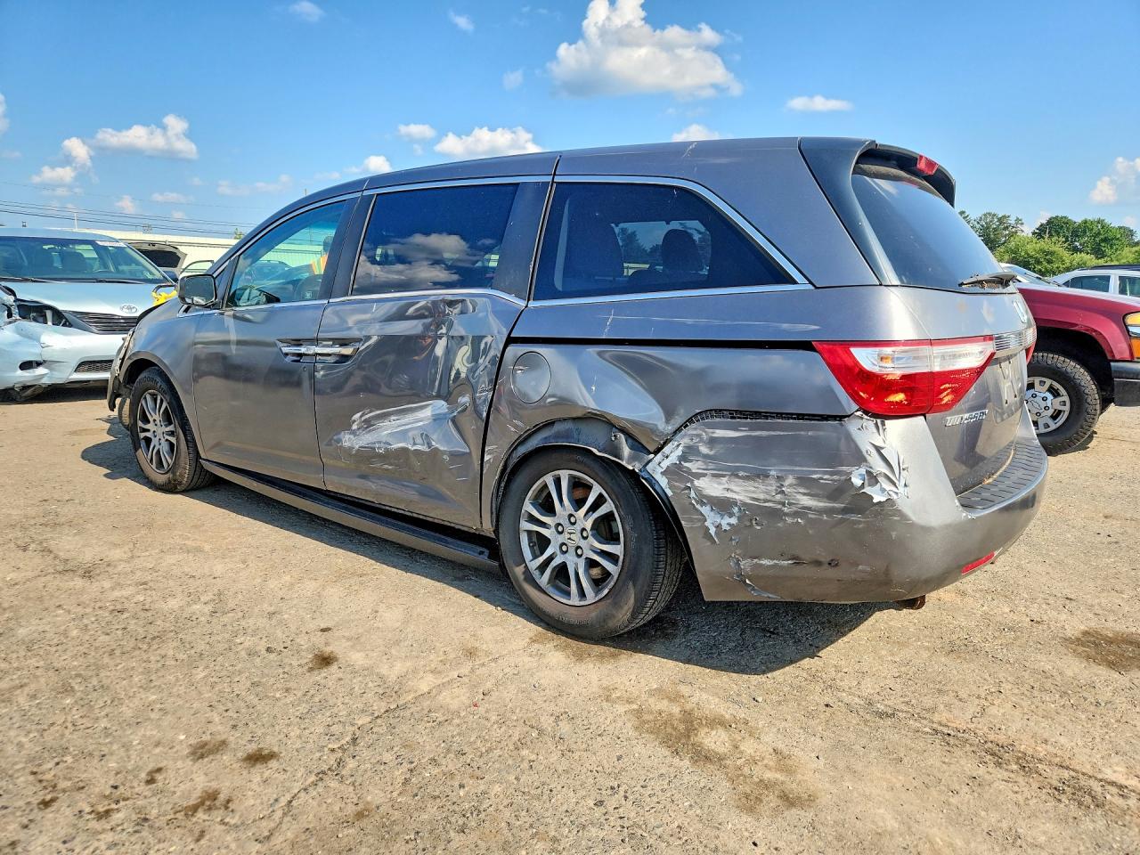 2011 Honda Odyssey Ex Gray vin: 5FNRL5H42BB085091