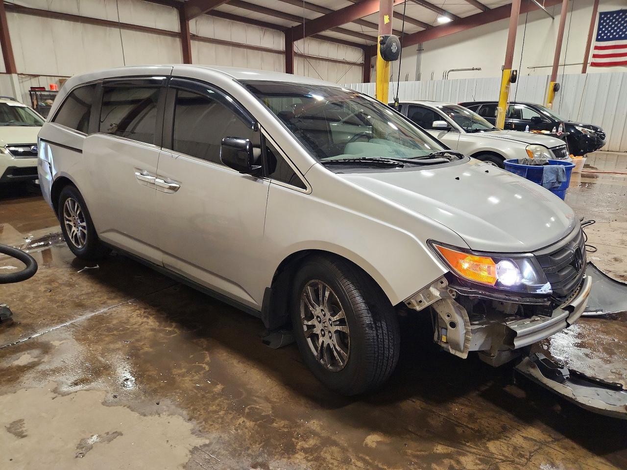 2012 Honda Odyssey Ex Silver vin: 5FNRL5H42CB014894