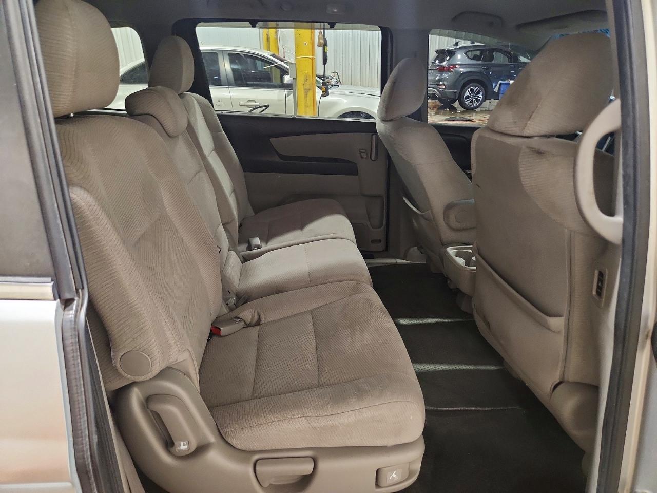 2012 Honda Odyssey Ex Silver vin: 5FNRL5H42CB014894