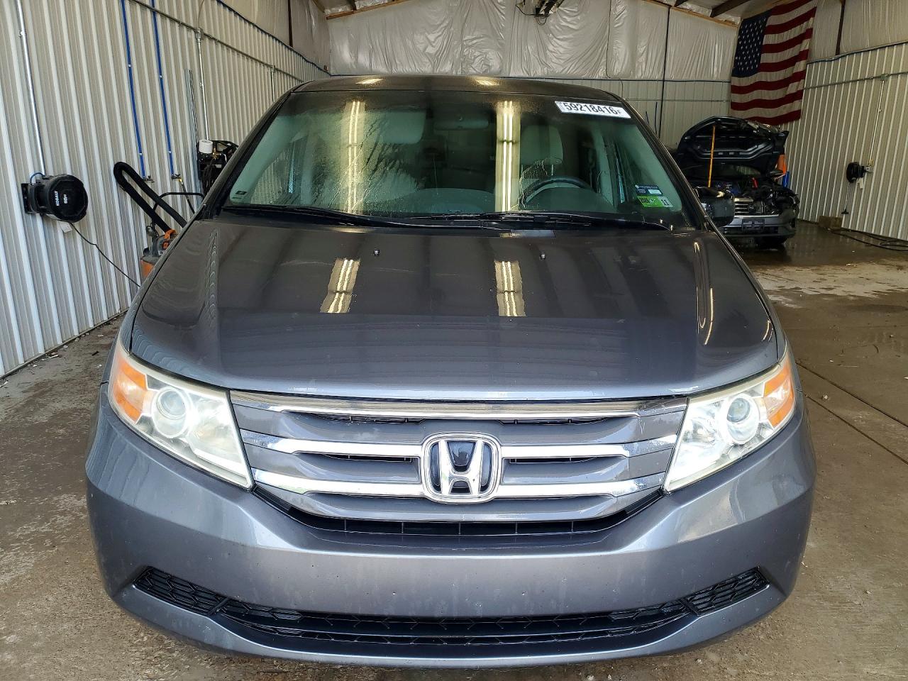 2012 Honda Odyssey Ex Gray vin: 5FNRL5H42CB021974