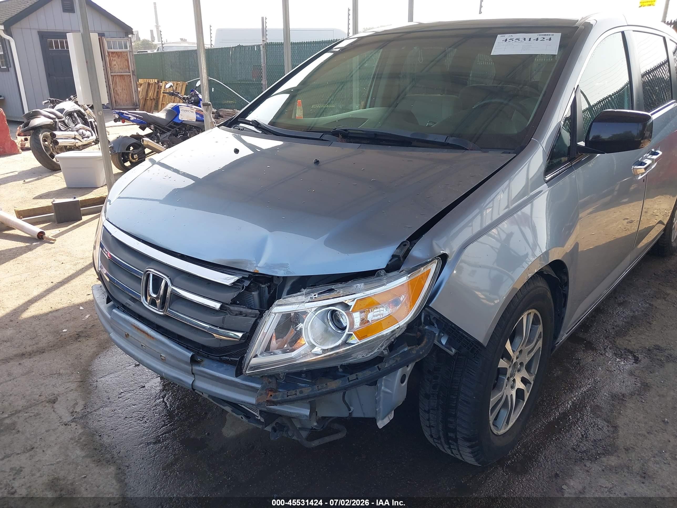 2012 Honda Odyssey Ex Light Blue vin: 5FNRL5H42CB041481