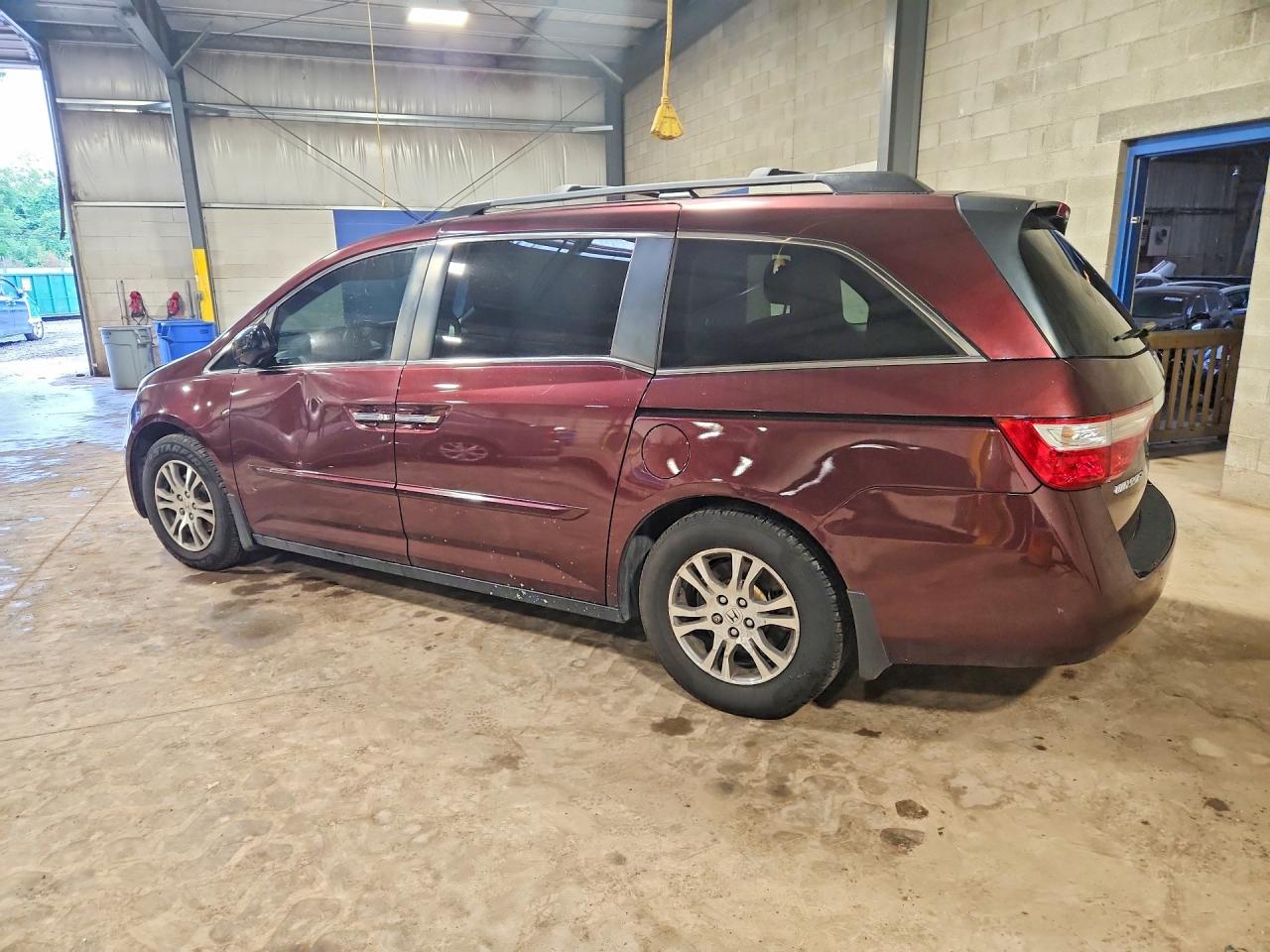 2012 Honda Odyssey Ex Burgundy vin: 5FNRL5H42CB120486