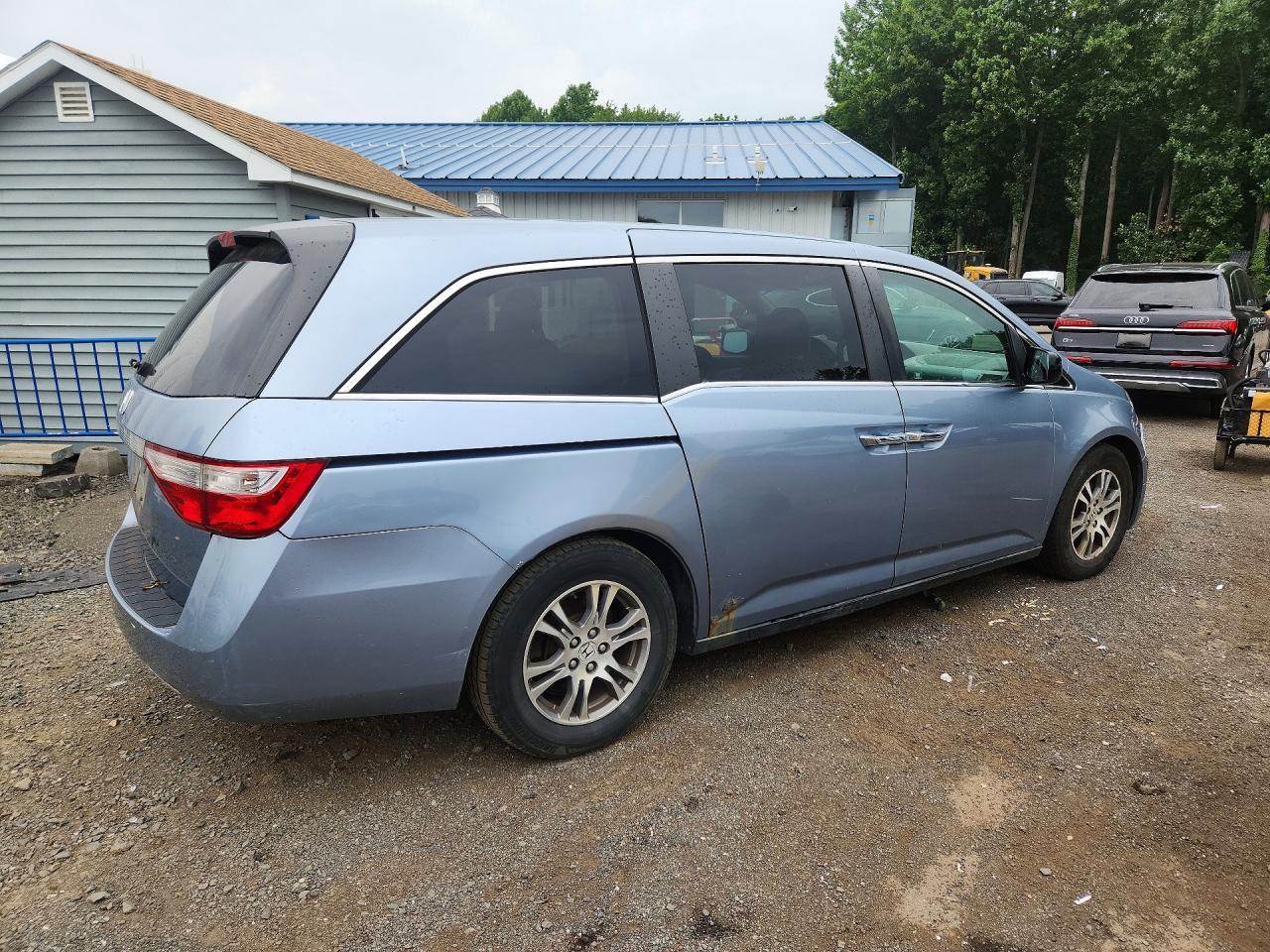 2012 Honda Odyssey Ex Blue vin: 5FNRL5H42CB130242