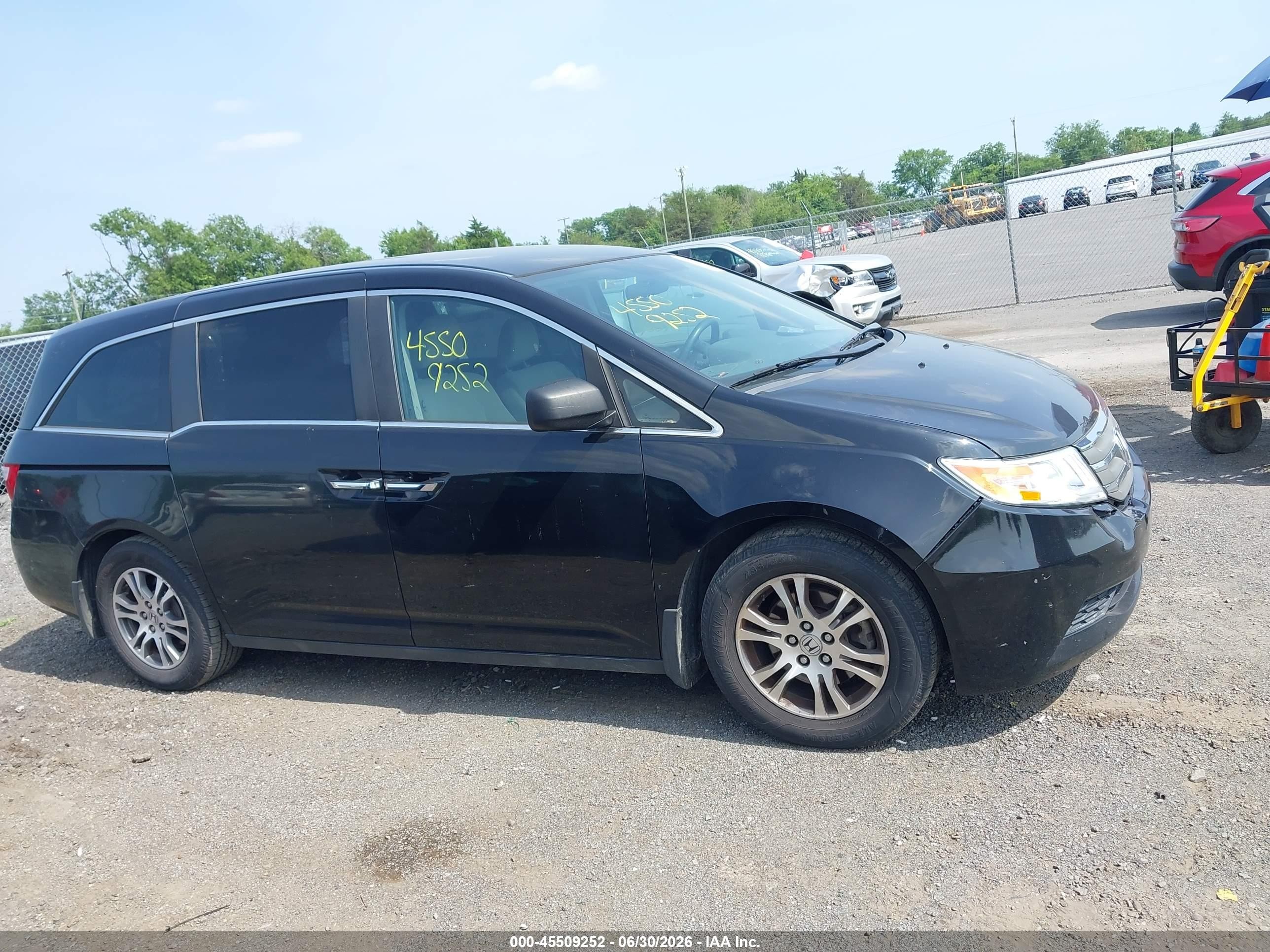 2013 Honda Odyssey Ex Black vin: 5FNRL5H42DB003427