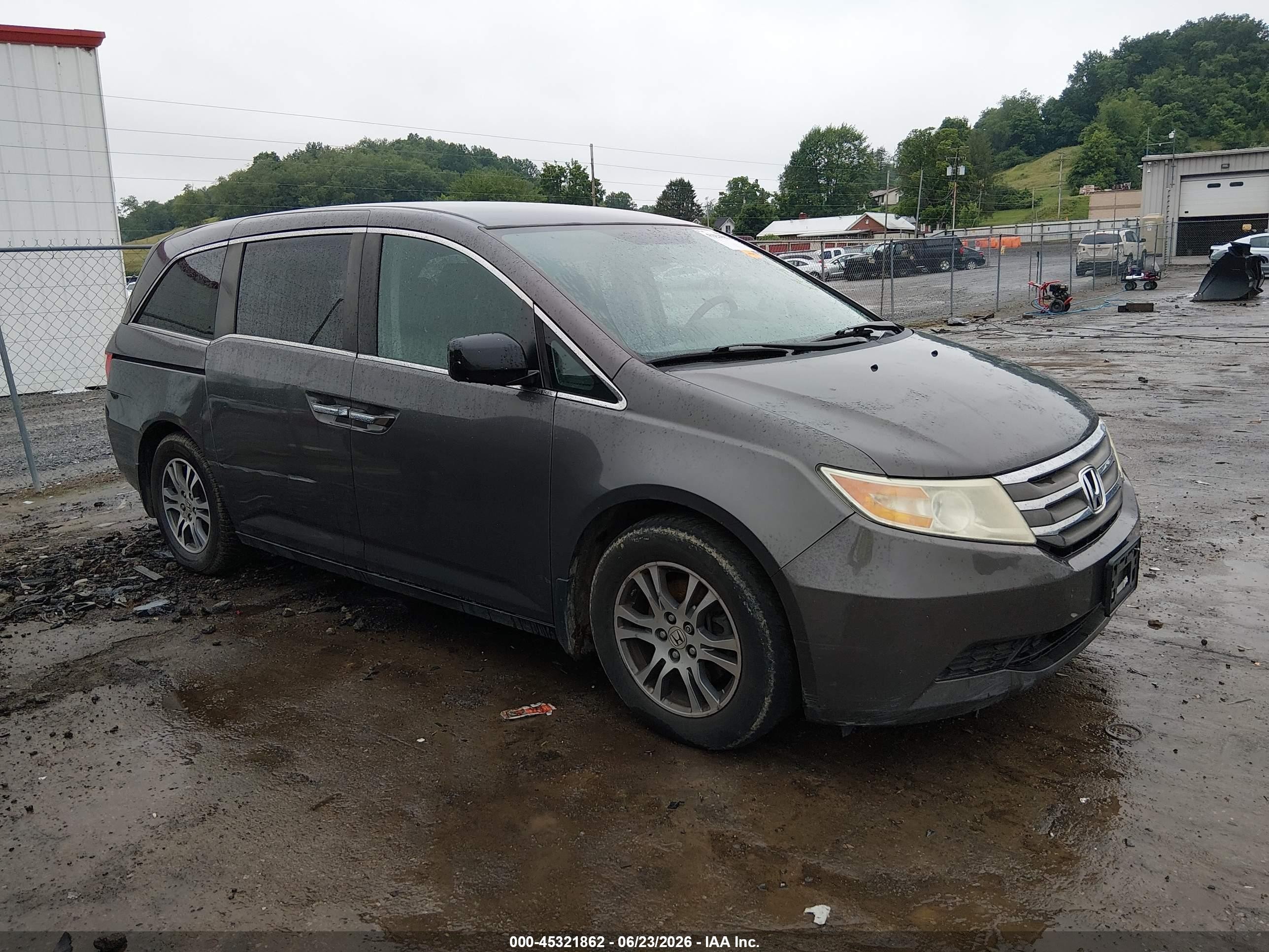 2013 Honda Odyssey Ex Gray vin: 5FNRL5H42DB036458