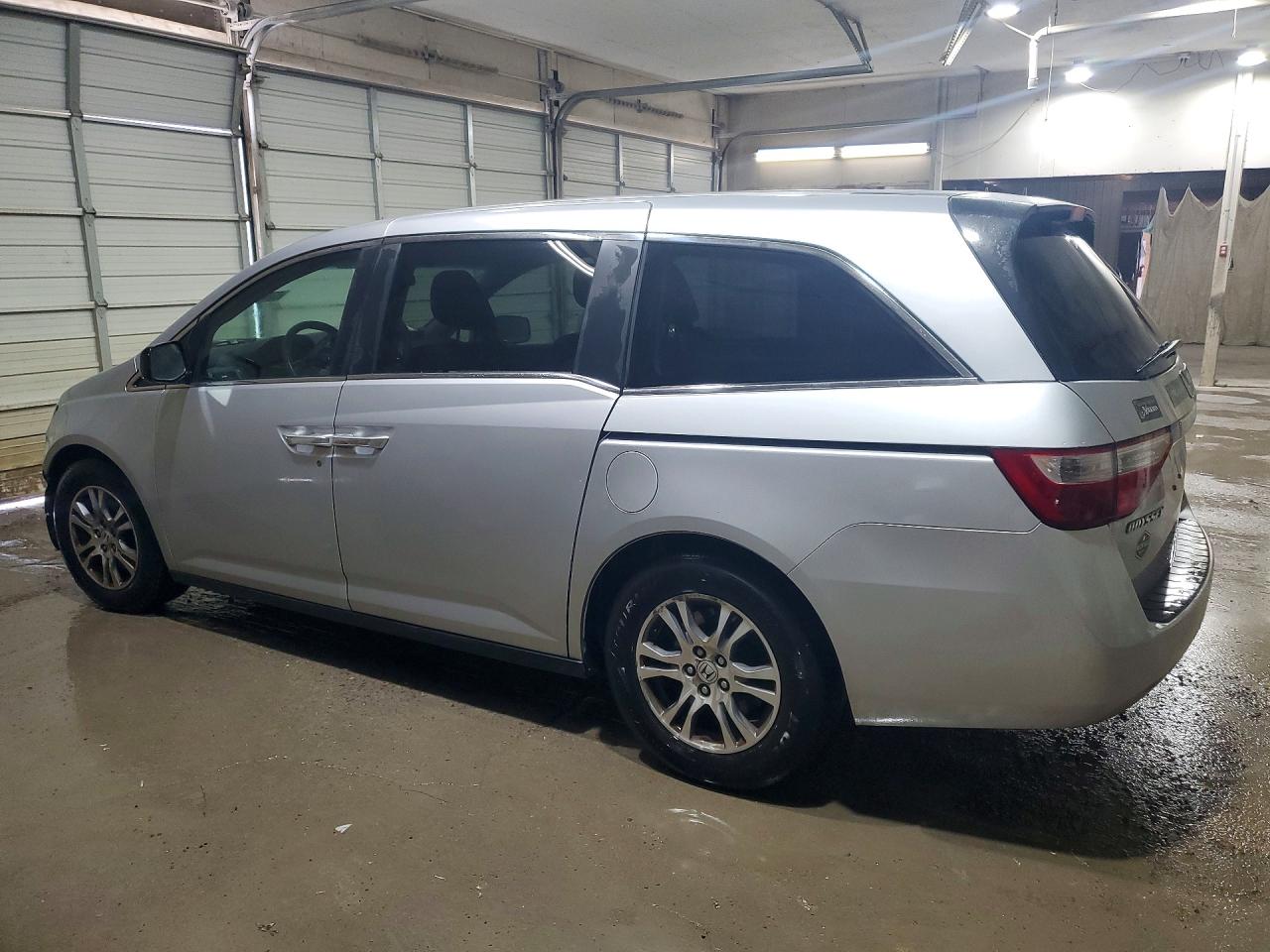 2013 Honda Odyssey Ex Silver vin: 5FNRL5H42DB082842