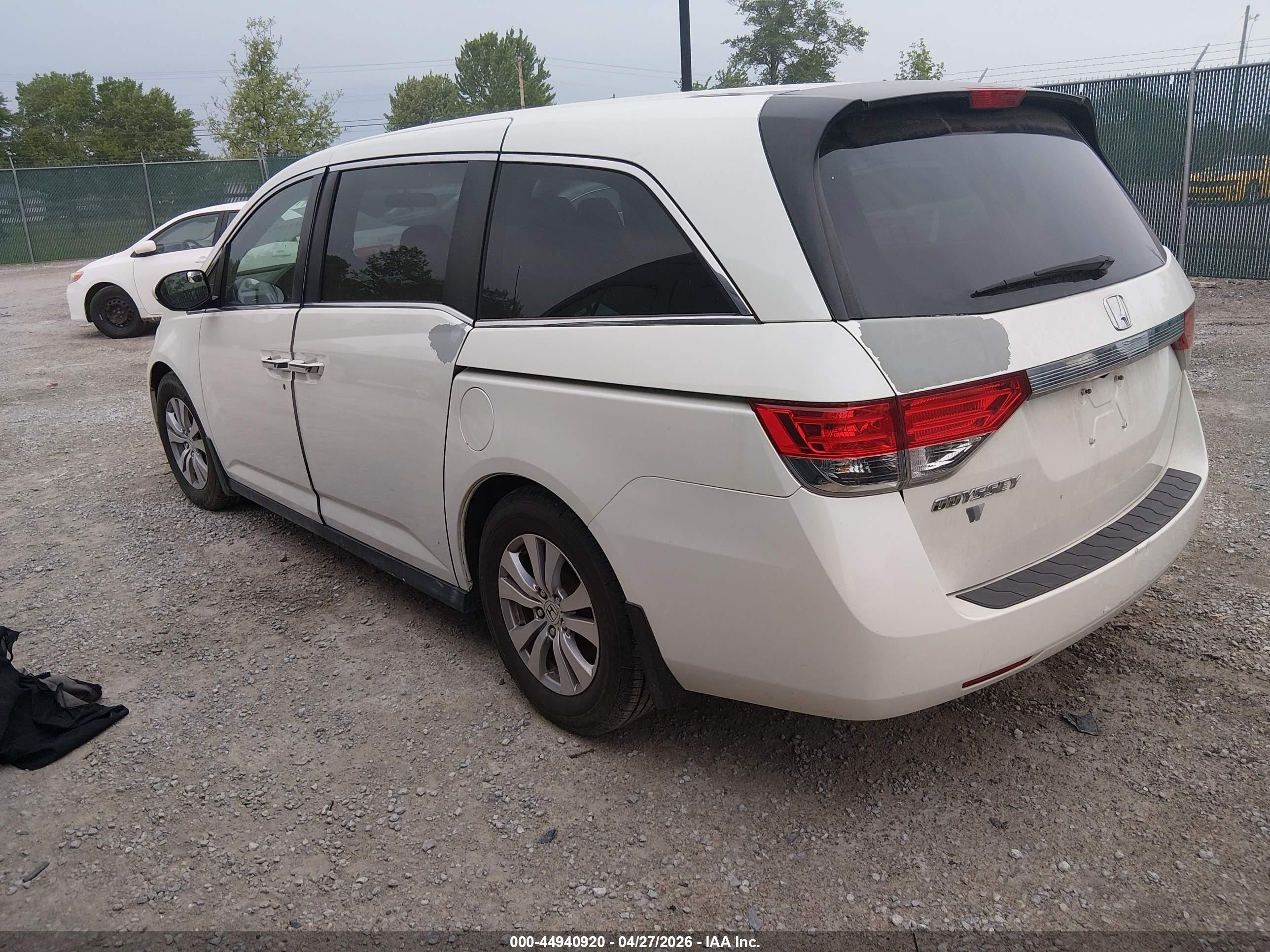 2014 Honda Odyssey Ex White vin: 5FNRL5H42EB018298