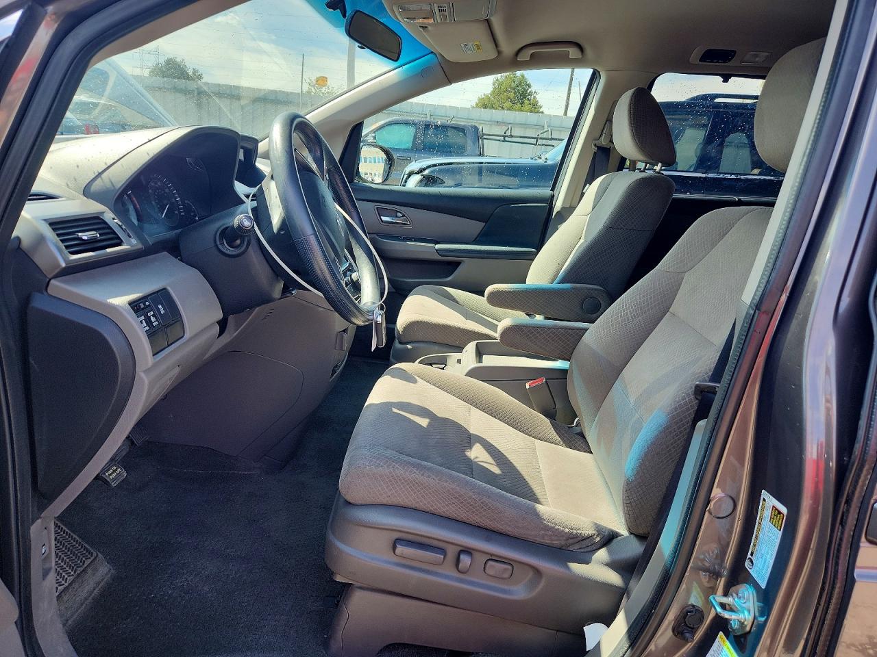 2015 Honda Odyssey Ex Gray vin: 5FNRL5H42FB001079