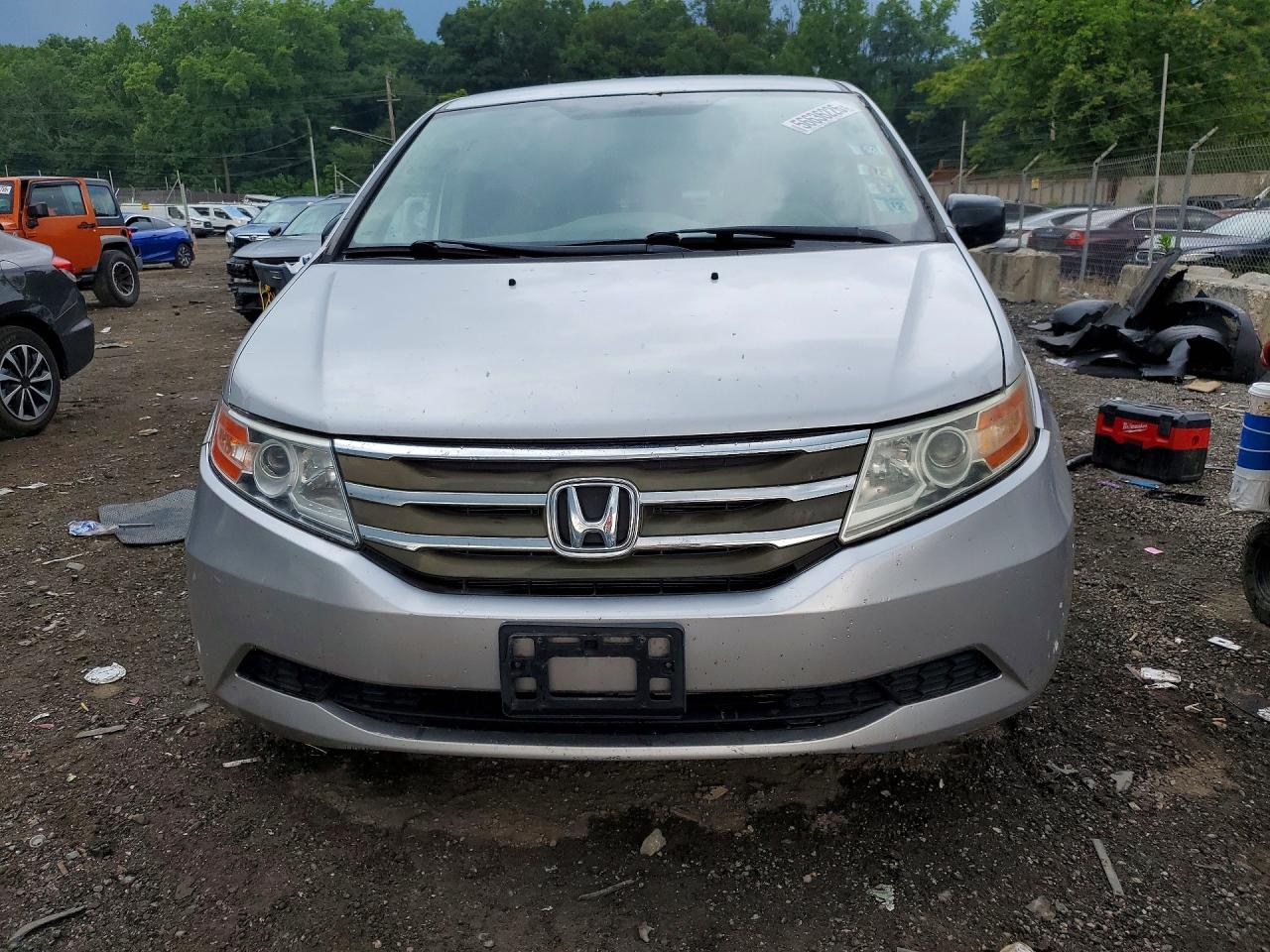 2011 Honda Odyssey Ex Silver vin: 5FNRL5H43BB019956