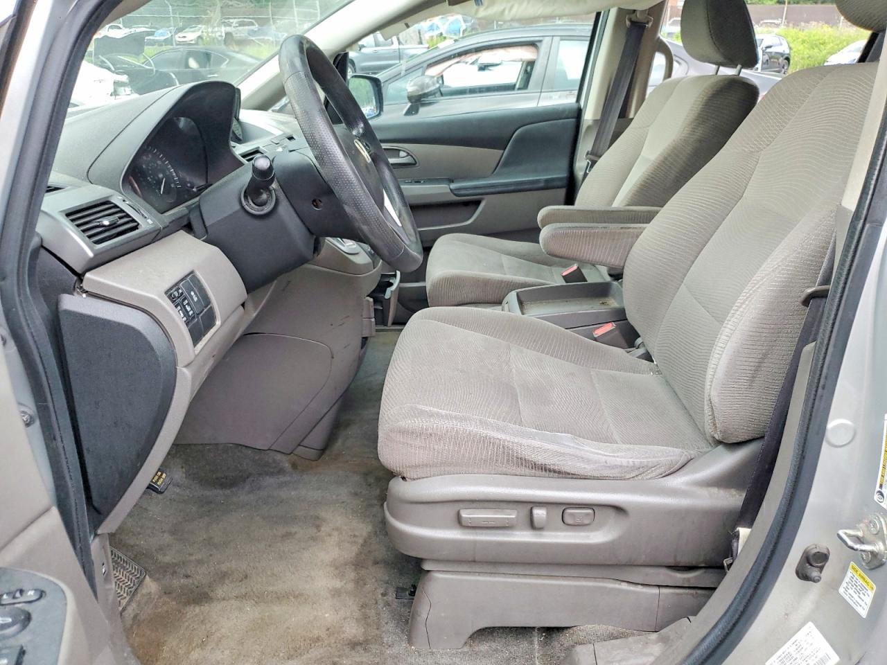 2011 Honda Odyssey Ex Silver vin: 5FNRL5H43BB019956