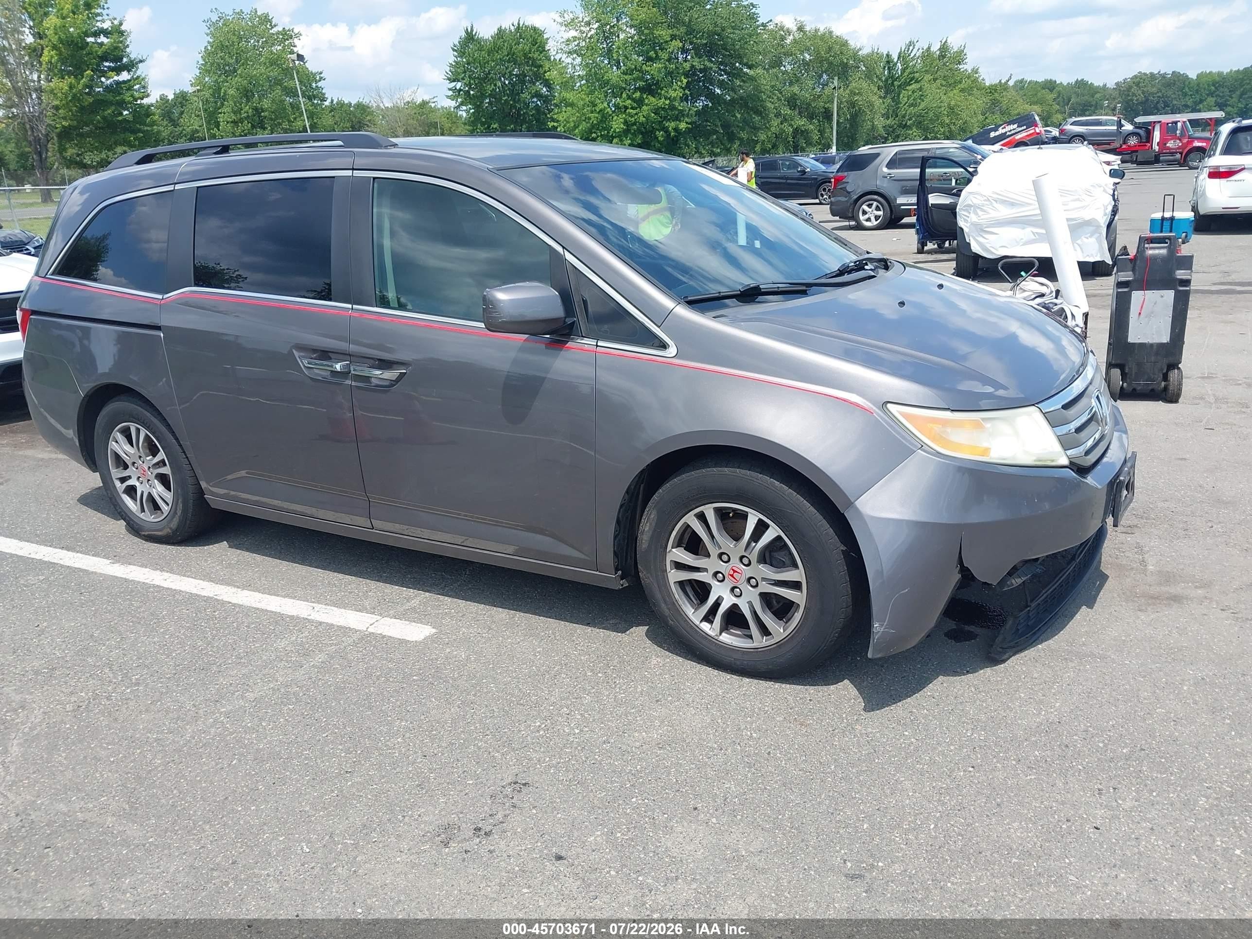 2011 Honda Odyssey Ex Gray vin: 5FNRL5H43BB087822