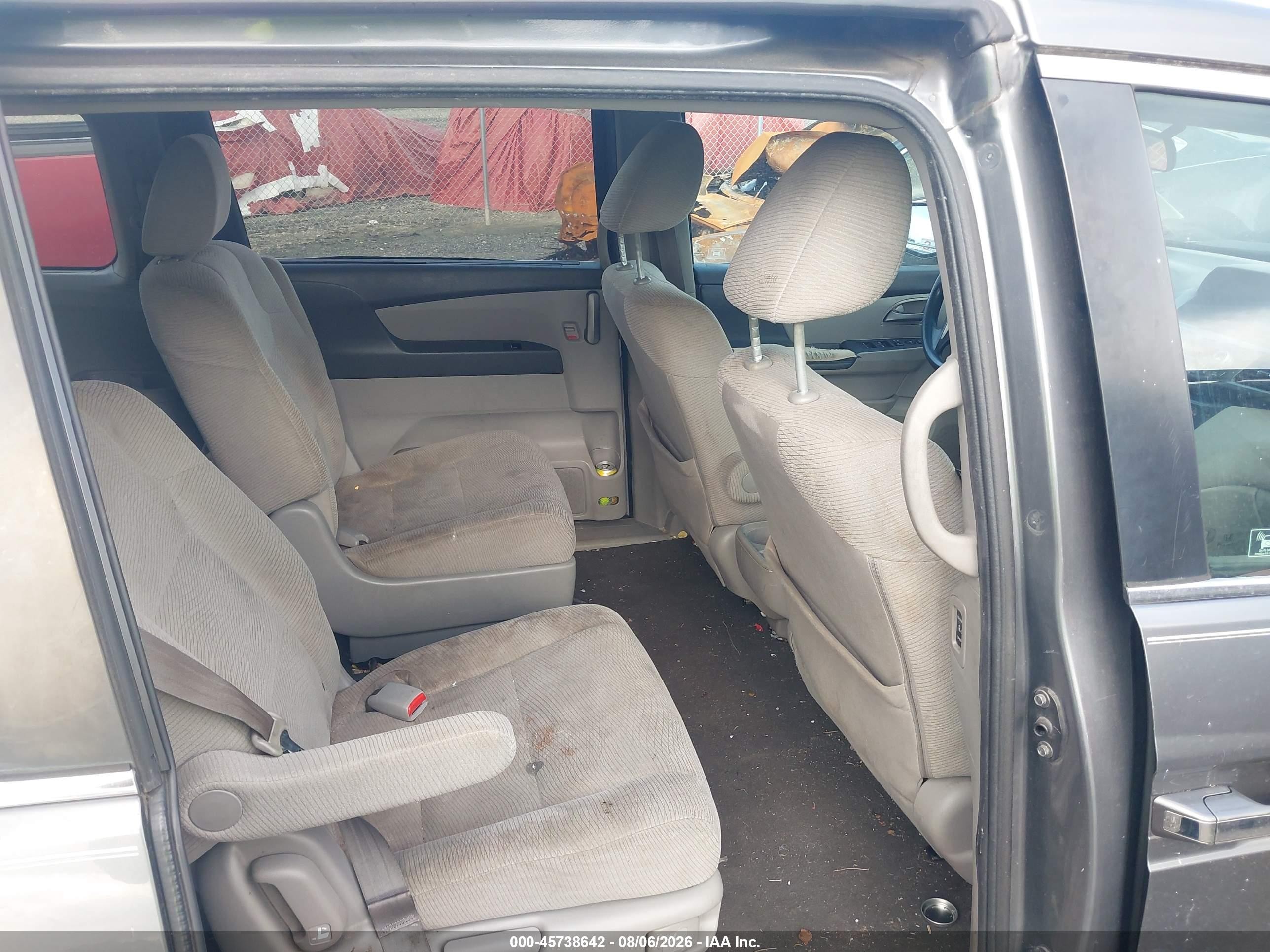 2011 Honda Odyssey Ex Gray vin: 5FNRL5H43BB100911