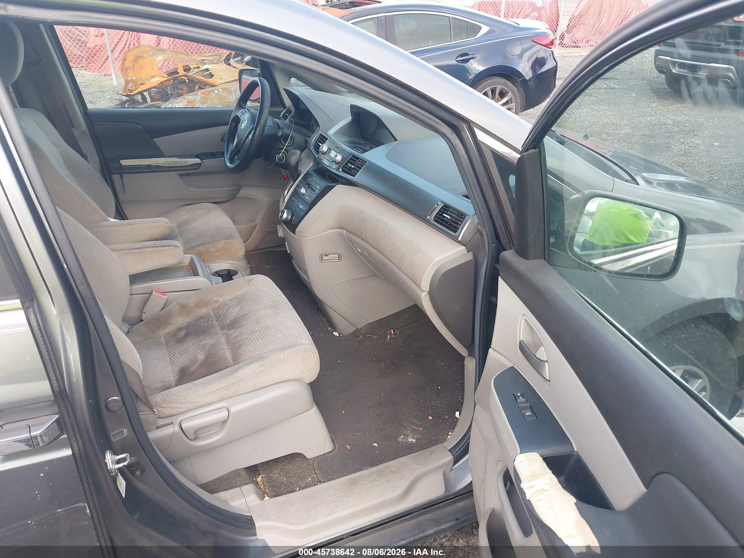 2011 Honda Odyssey Ex Gray vin: 5FNRL5H43BB100911