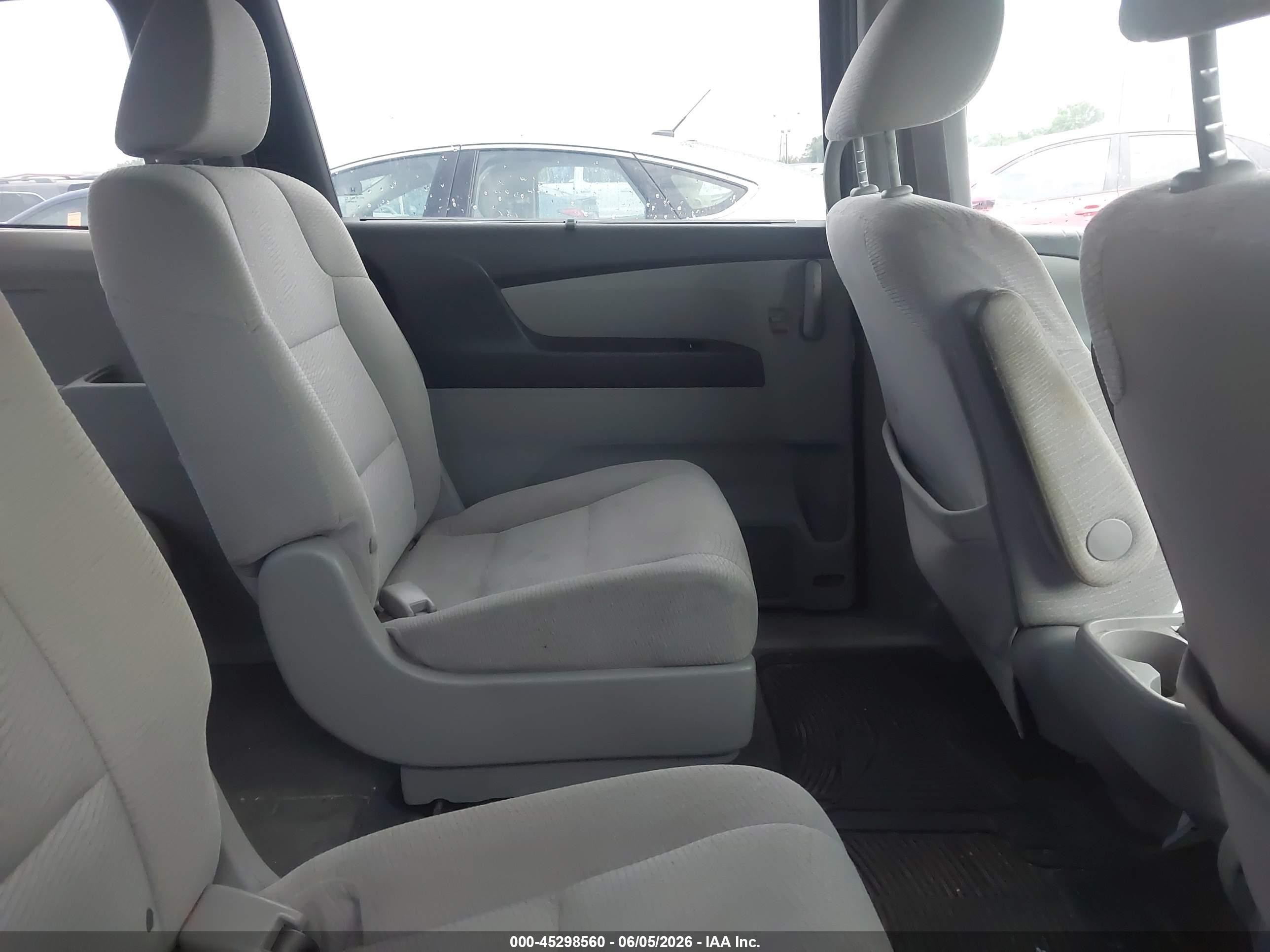 2012 Honda Odyssey Ex Gray vin: 5FNRL5H43CB085943