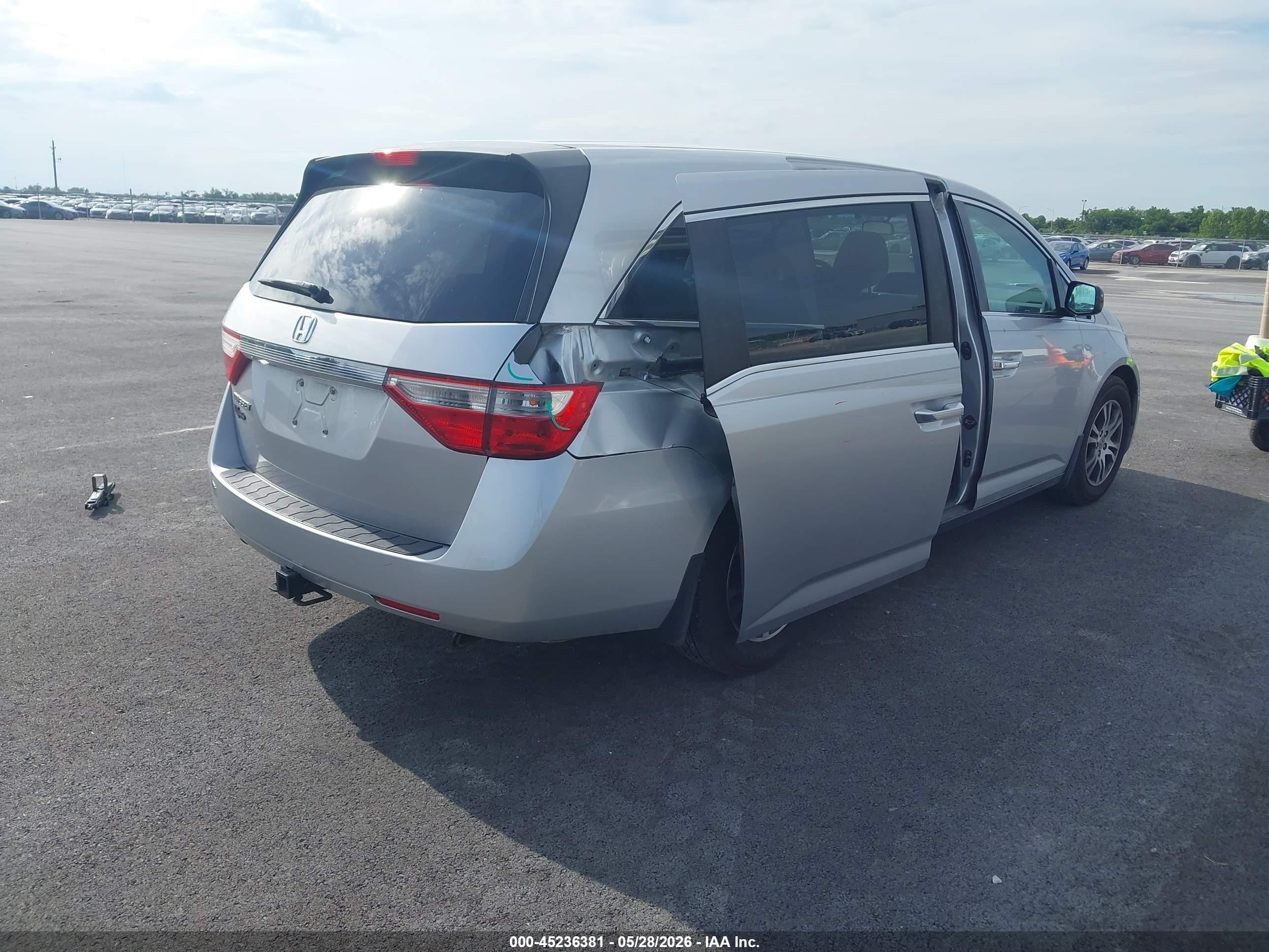 2012 Honda Odyssey Ex Silver vin: 5FNRL5H43CB124384