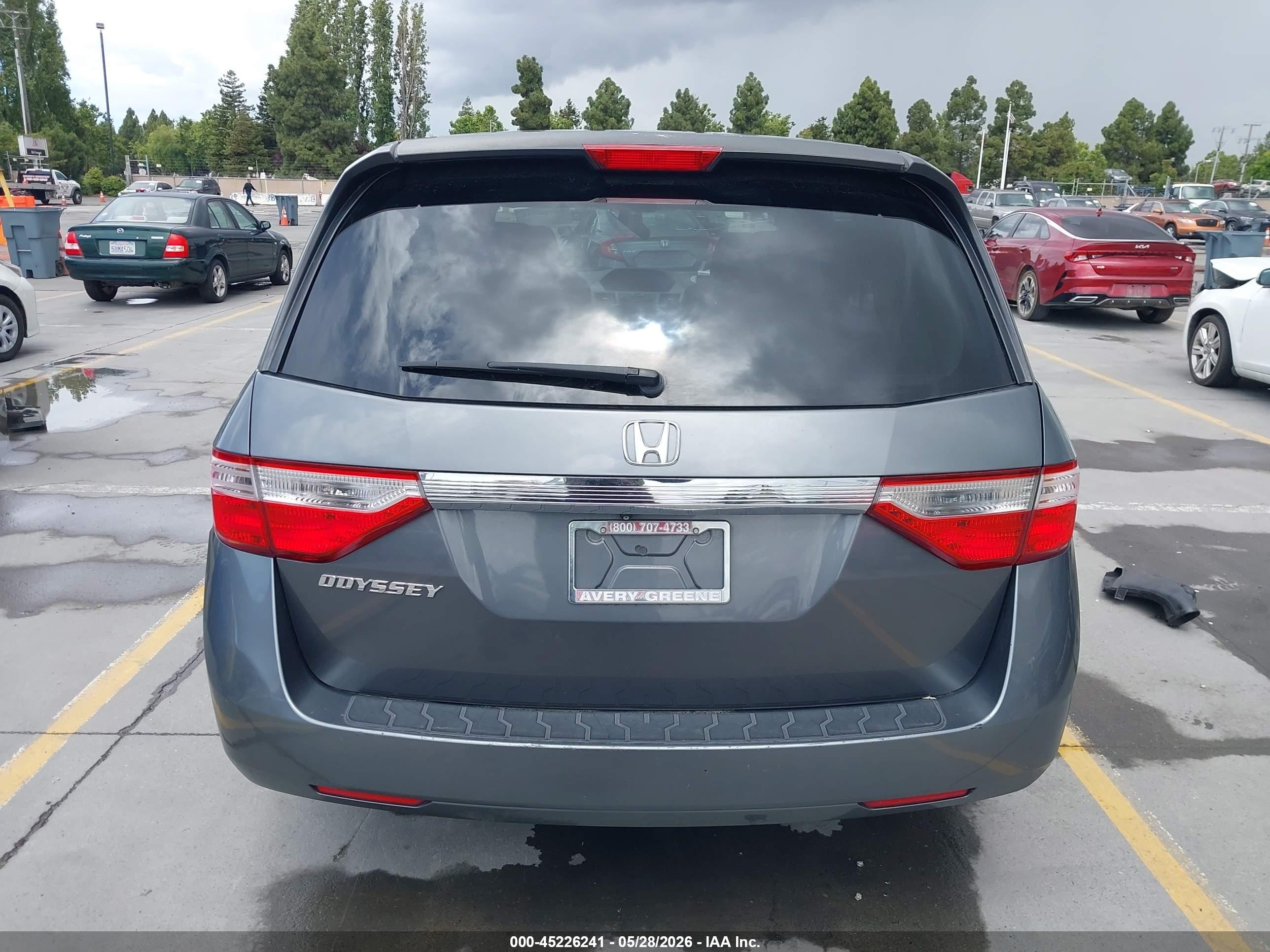 2013 Honda Odyssey Ex Gray vin: 5FNRL5H43DB007485
