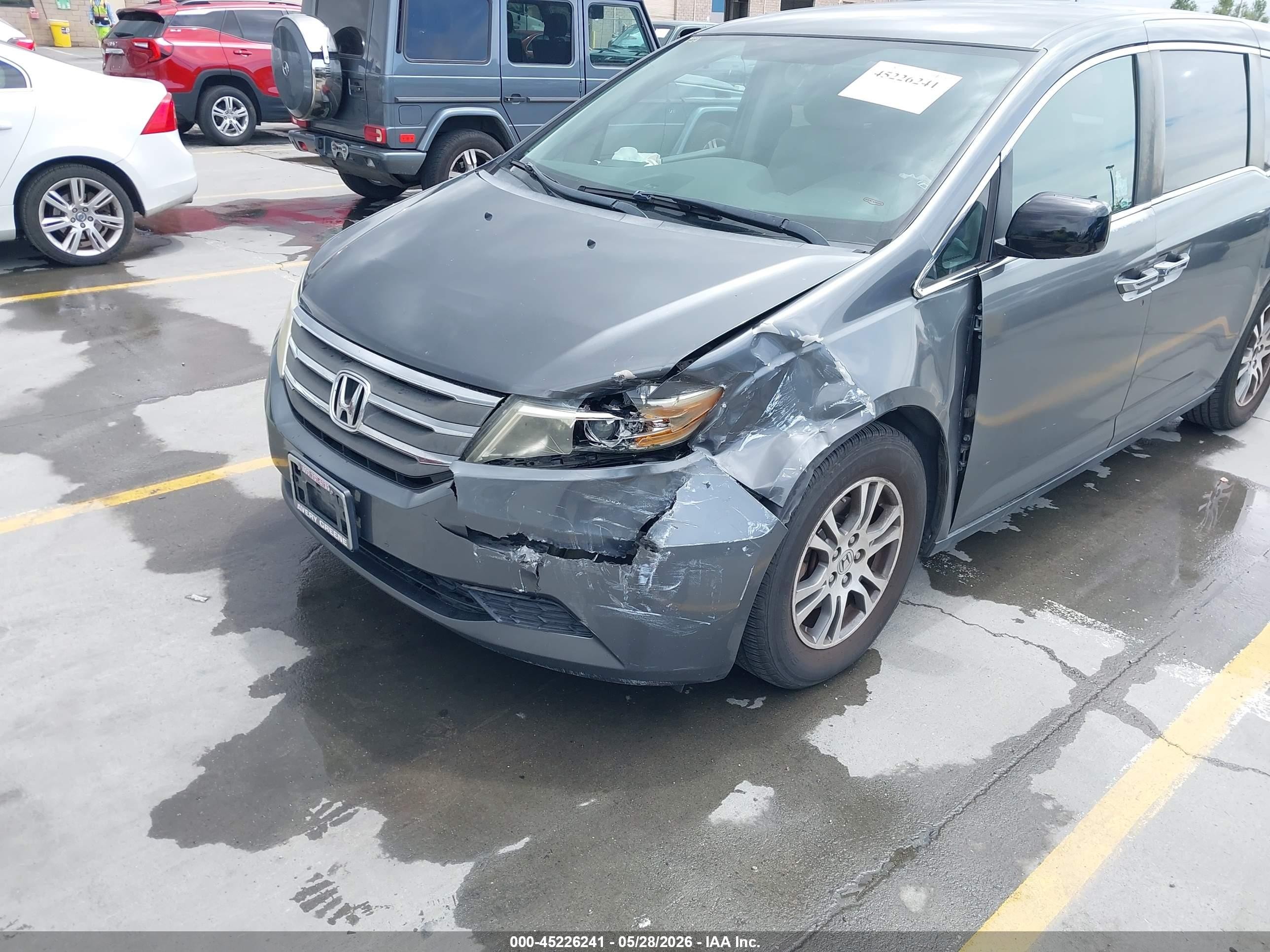2013 Honda Odyssey Ex Gray vin: 5FNRL5H43DB007485