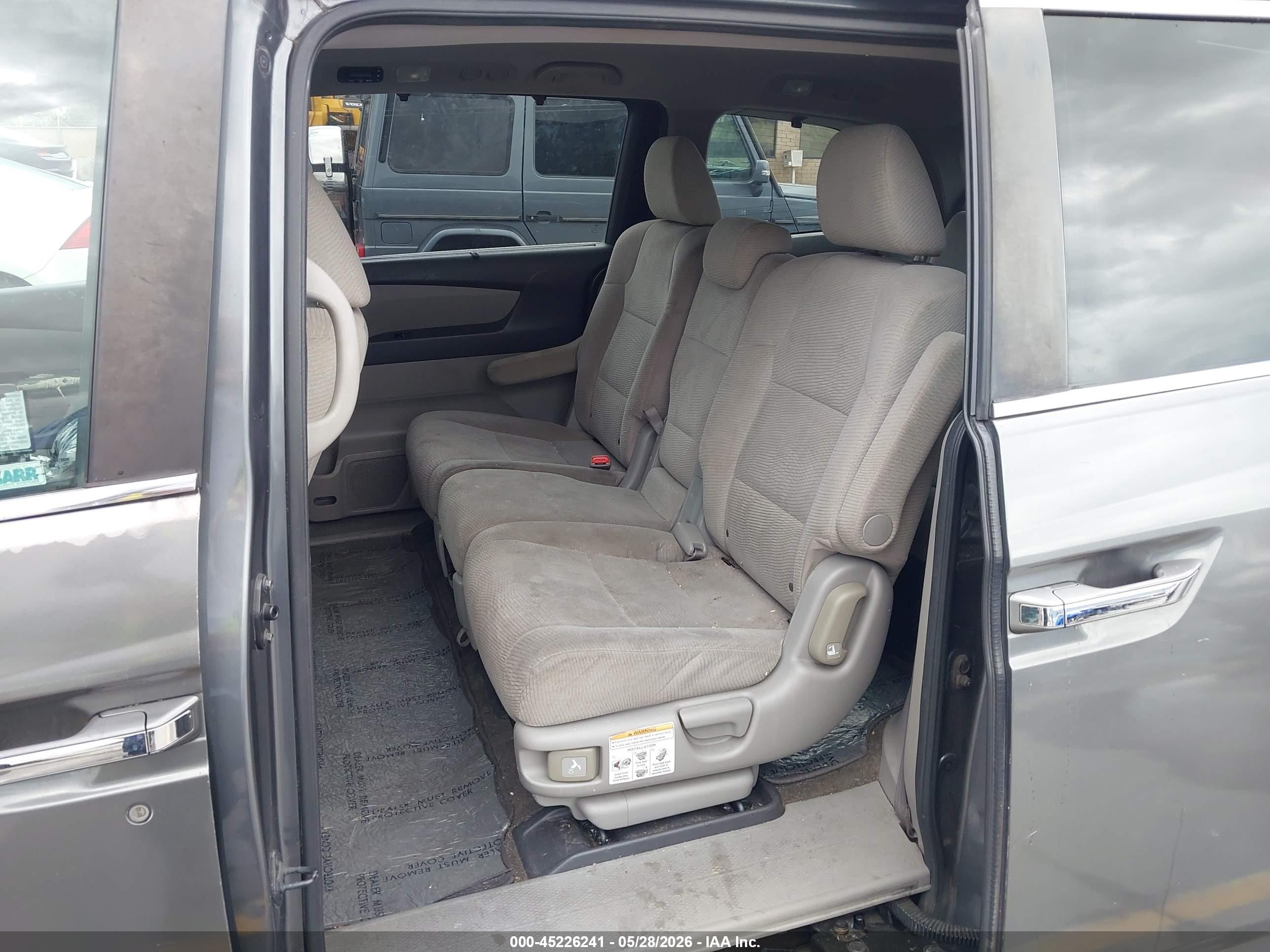 2013 Honda Odyssey Ex Gray vin: 5FNRL5H43DB007485