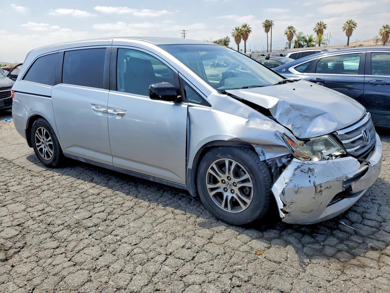 2013 Honda Odyssey Ex Silver vin: 5FNRL5H43DB070960