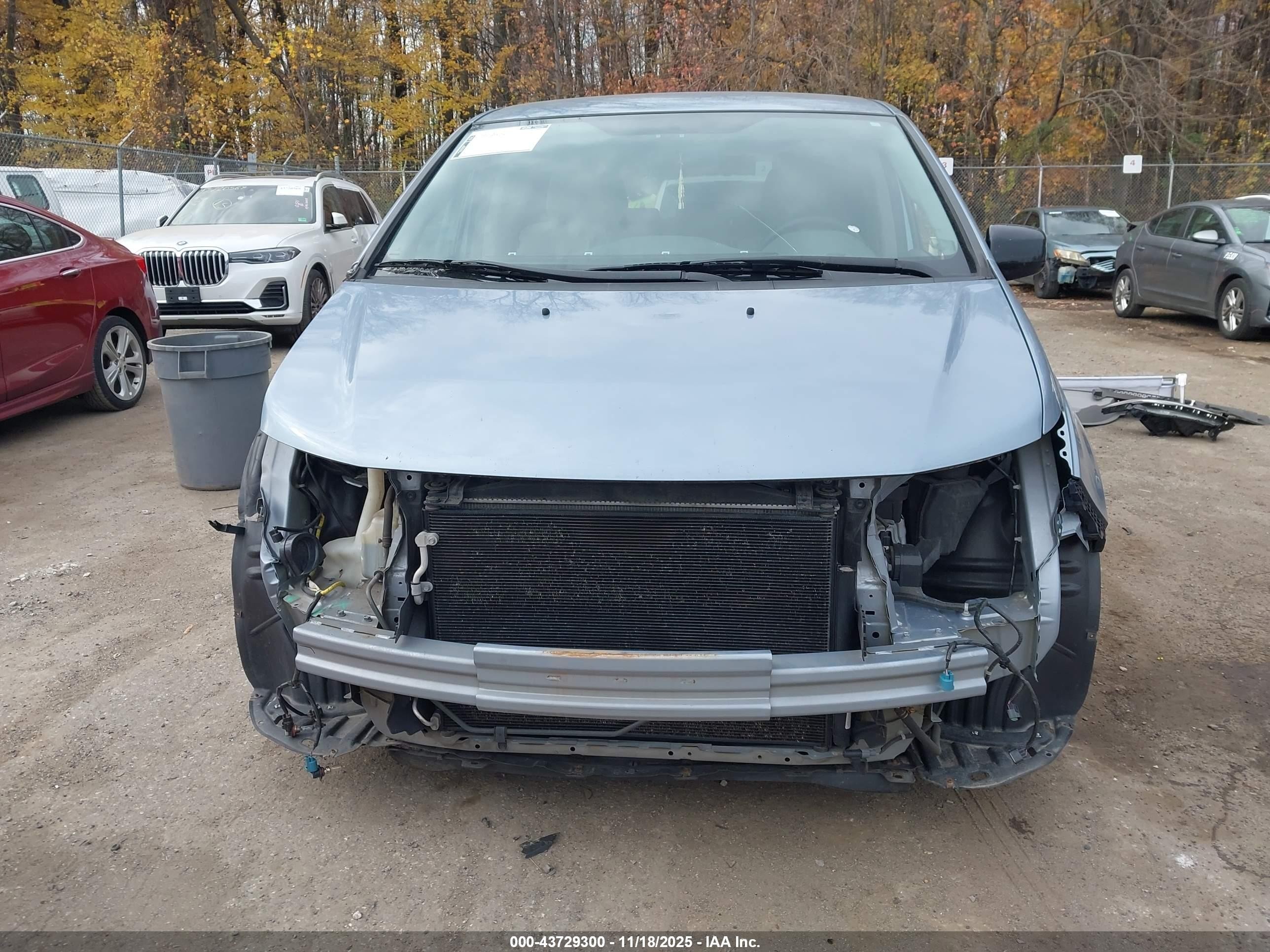 2013 Honda Odyssey Ex Light Blue vin: 5FNRL5H43DB073275