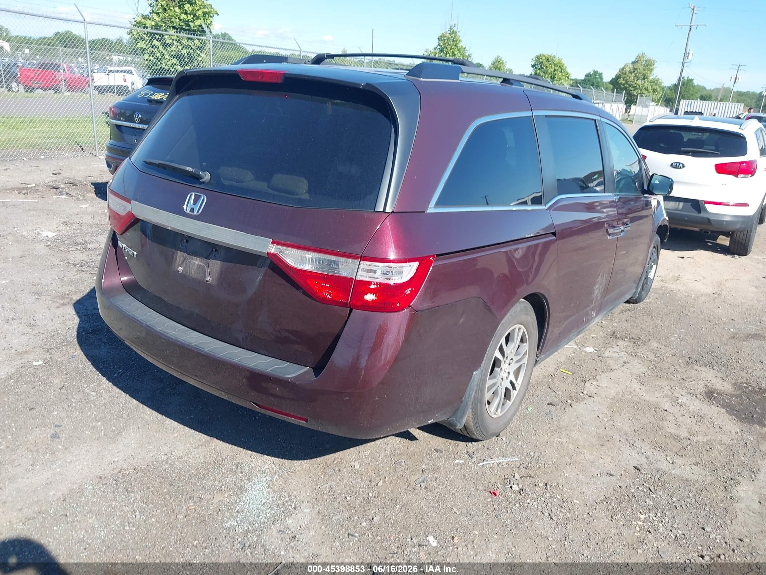 2013 Honda Odyssey Ex Red vin: 5FNRL5H43DB075446