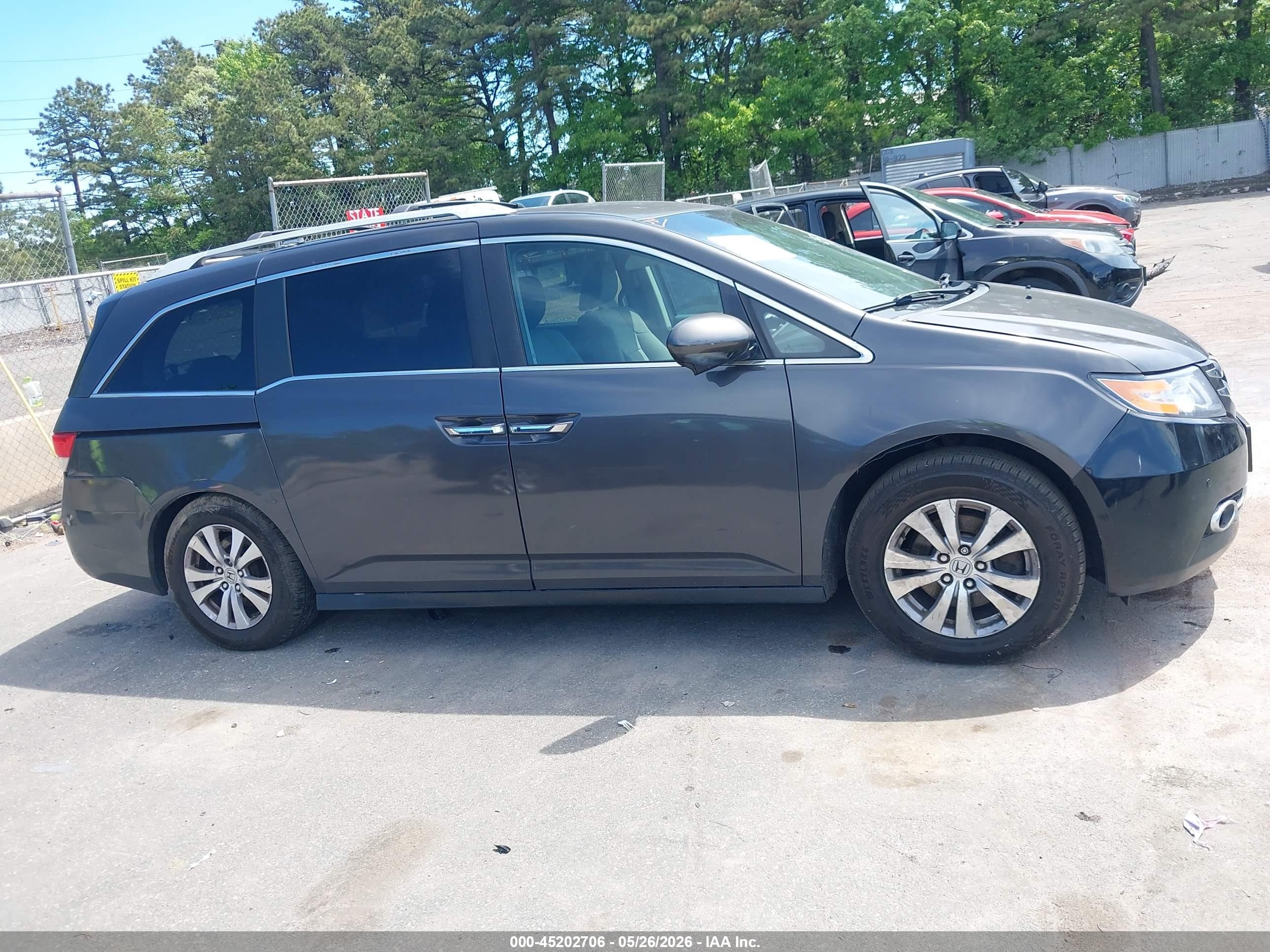 2014 Honda Odyssey Ex Gray vin: 5FNRL5H43EB112089