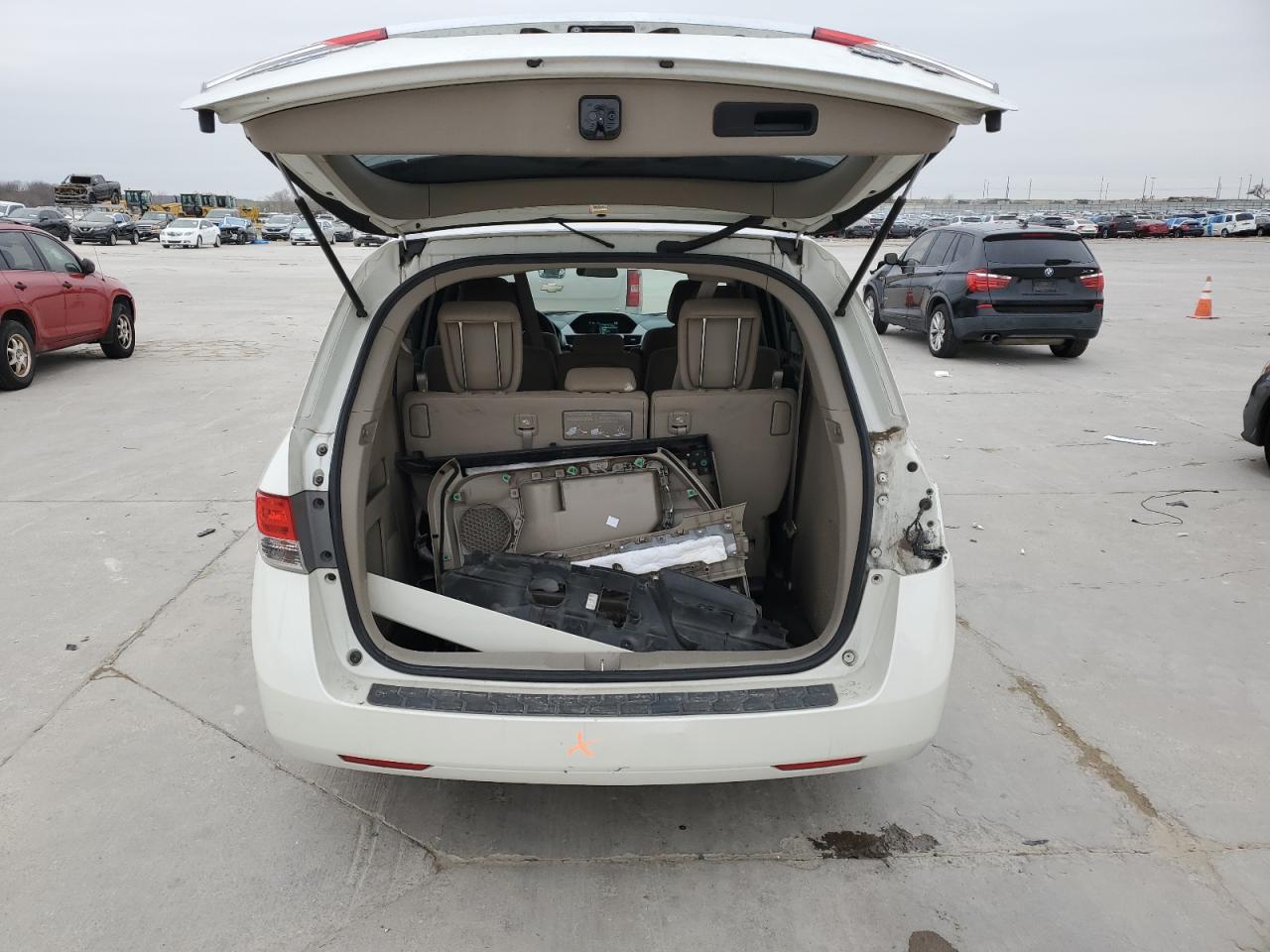 2015 Honda Odyssey Ex White vin: 5FNRL5H43FB034284
