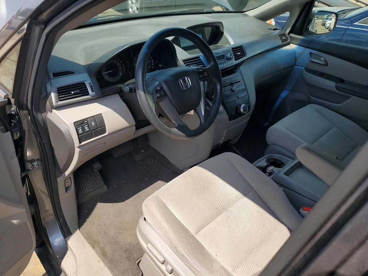 2011 Honda Odyssey Ex Silver vin: 5FNRL5H44BB010148