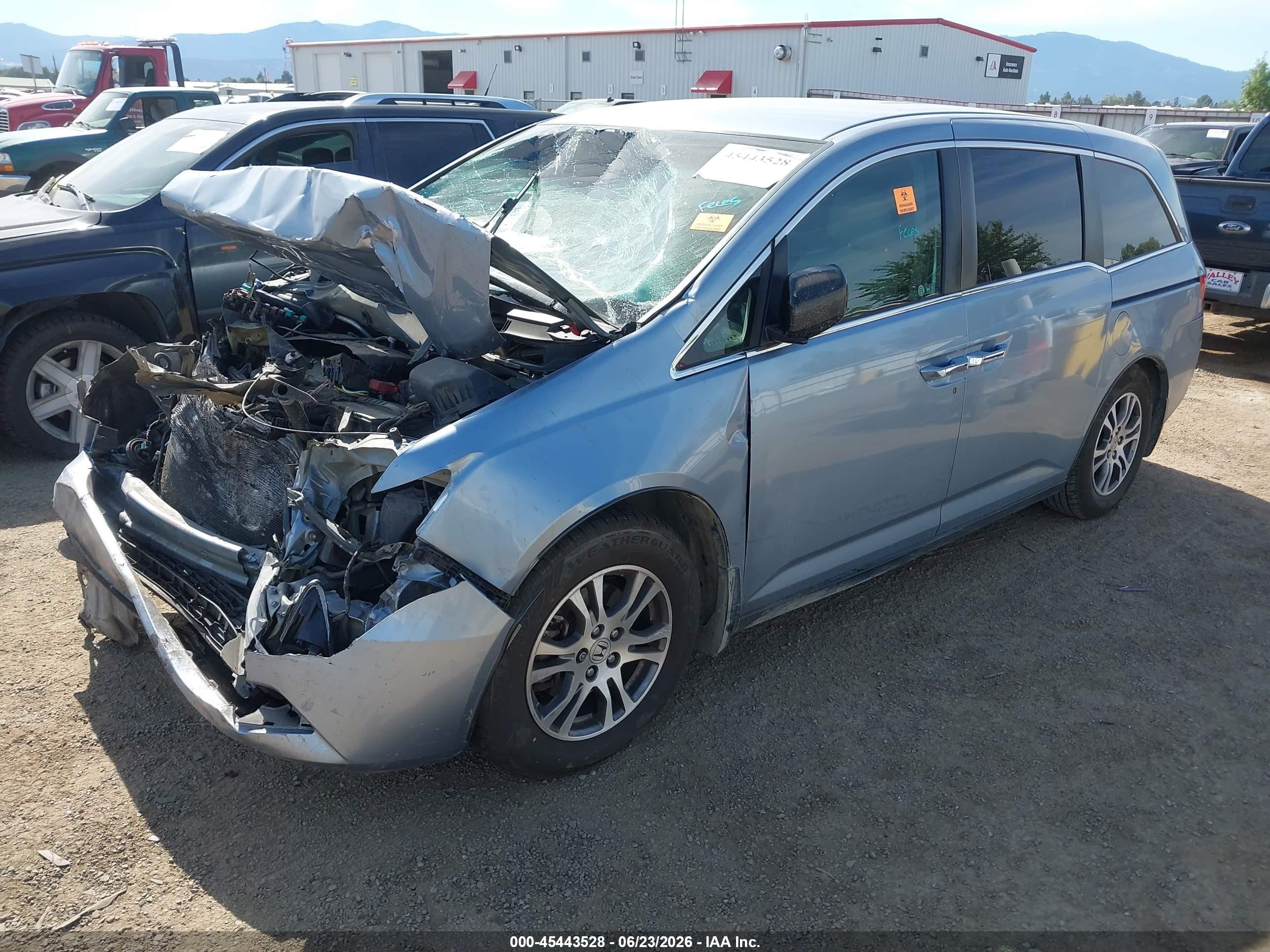 2011 Honda Odyssey Ex Light Blue vin: 5FNRL5H44BB031310