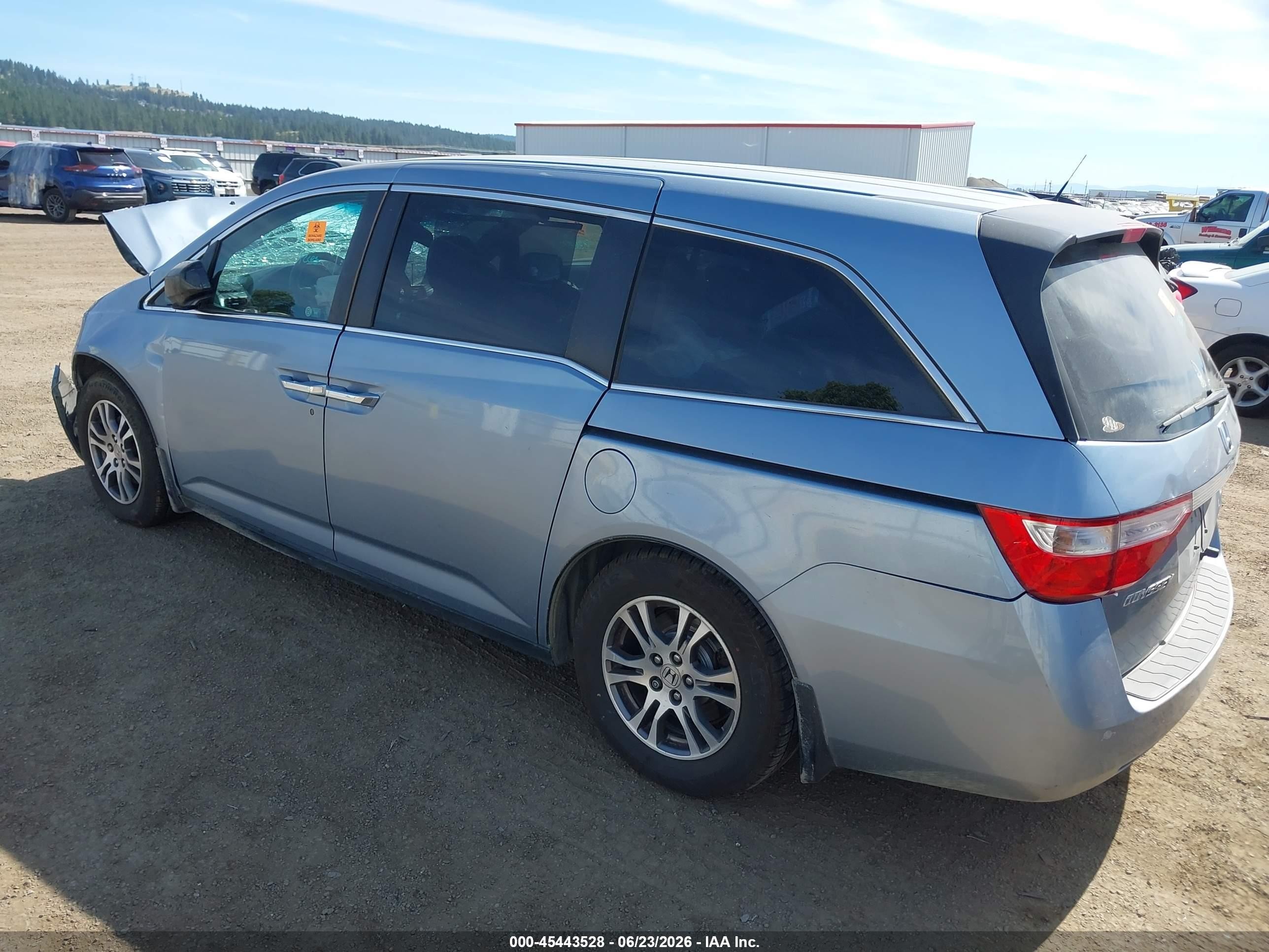 2011 Honda Odyssey Ex Light Blue vin: 5FNRL5H44BB031310