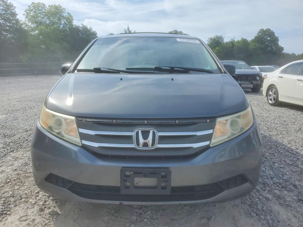 2011 Honda Oddesey Gray vin: 5FNRL5H44BB061987