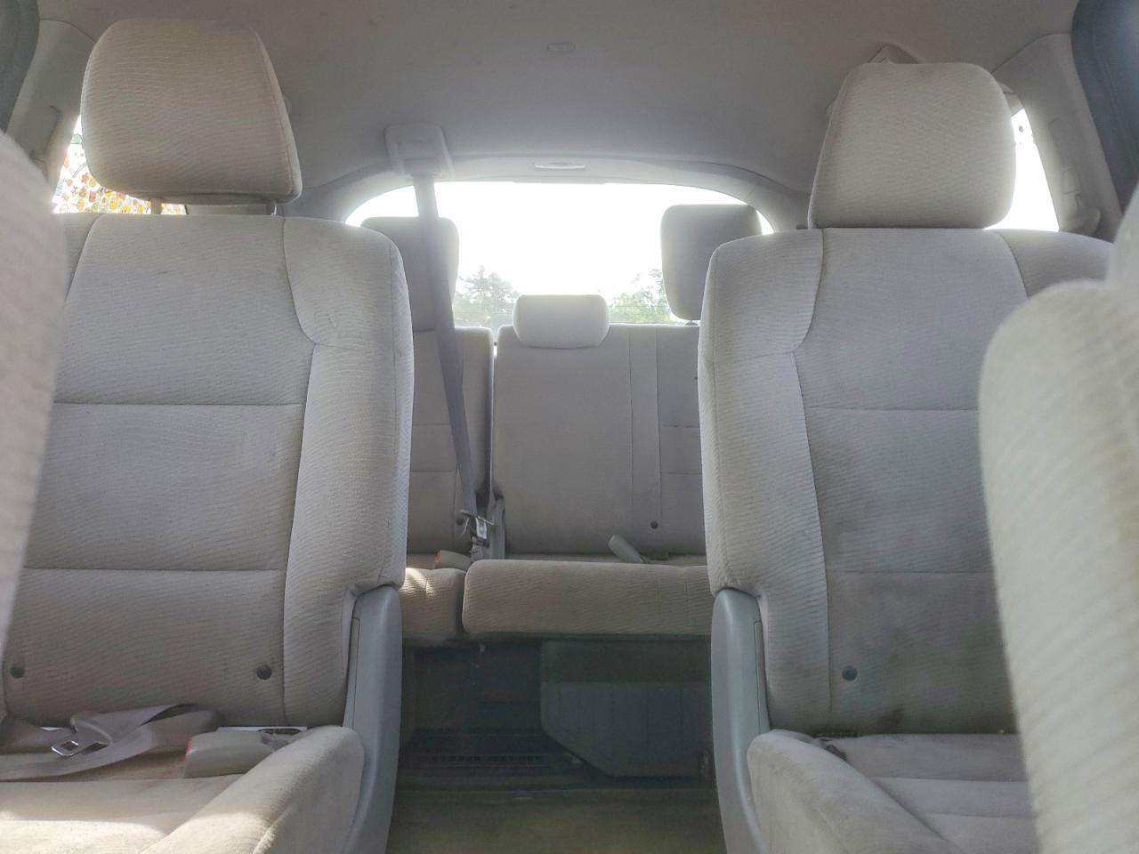 2011 Honda Oddesey Gray vin: 5FNRL5H44BB061987