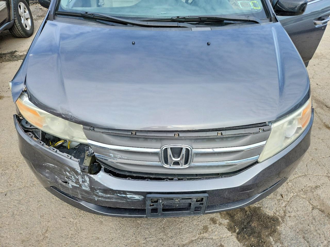 2012 Honda Odyssey Ex Gray vin: 5FNRL5H44CB136429