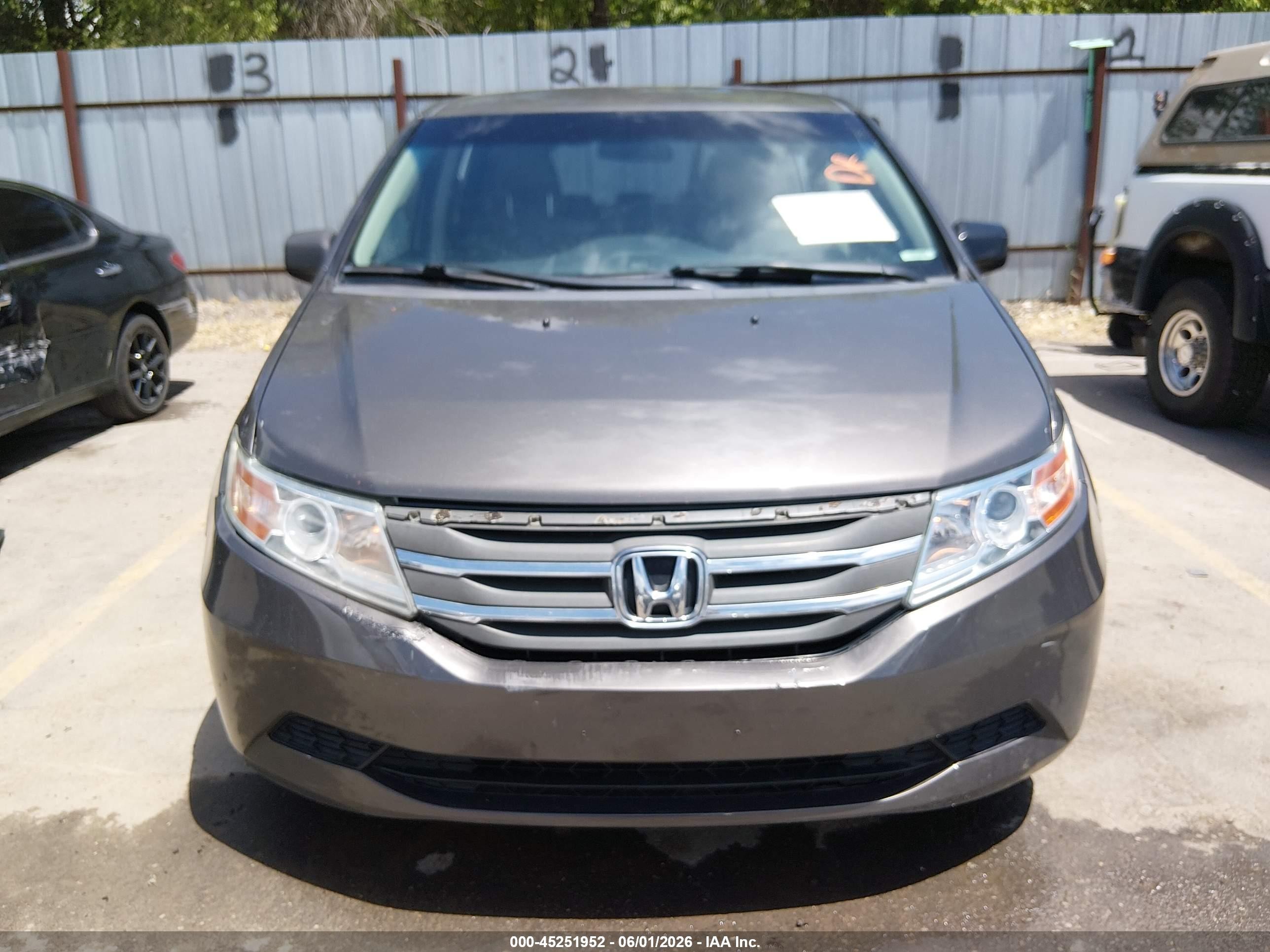 2013 Honda Odyssey Ex Gray vin: 5FNRL5H44DB069915