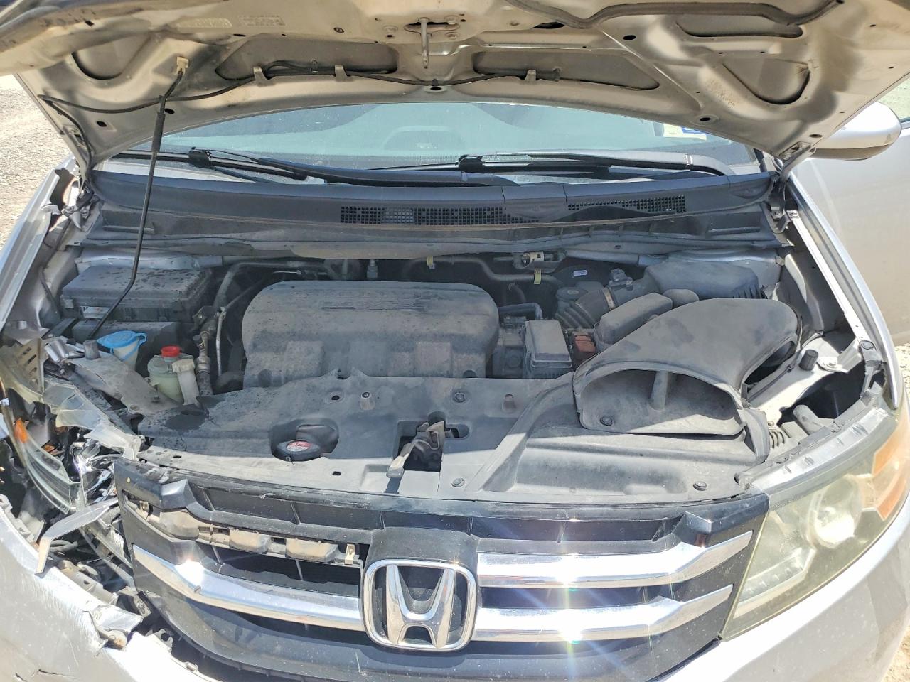 2014 Honda Odyssey Ex Silver vin: 5FNRL5H44EB029013