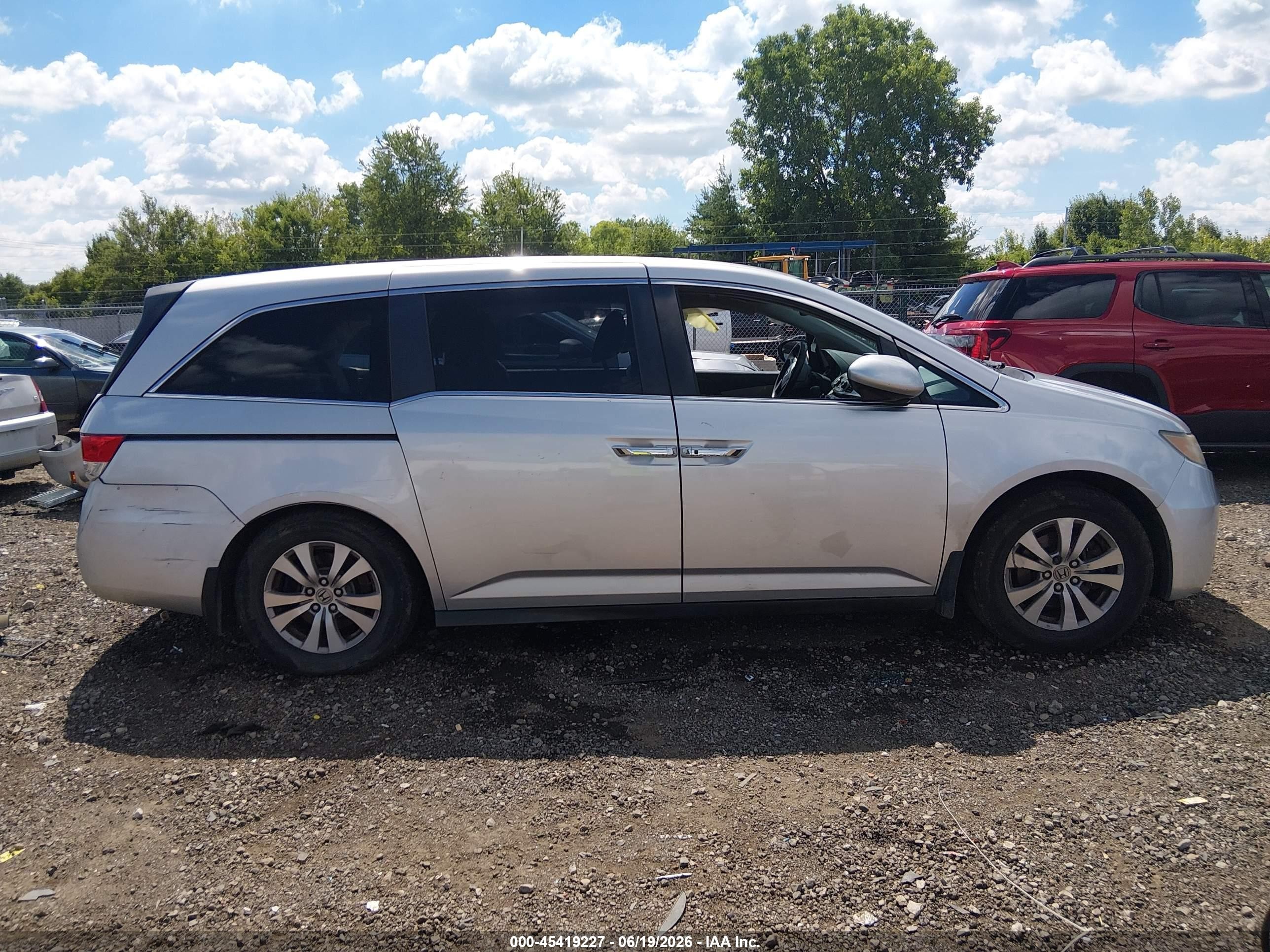 2014 Honda Odyssey Ex Gray vin: 5FNRL5H44EB030002