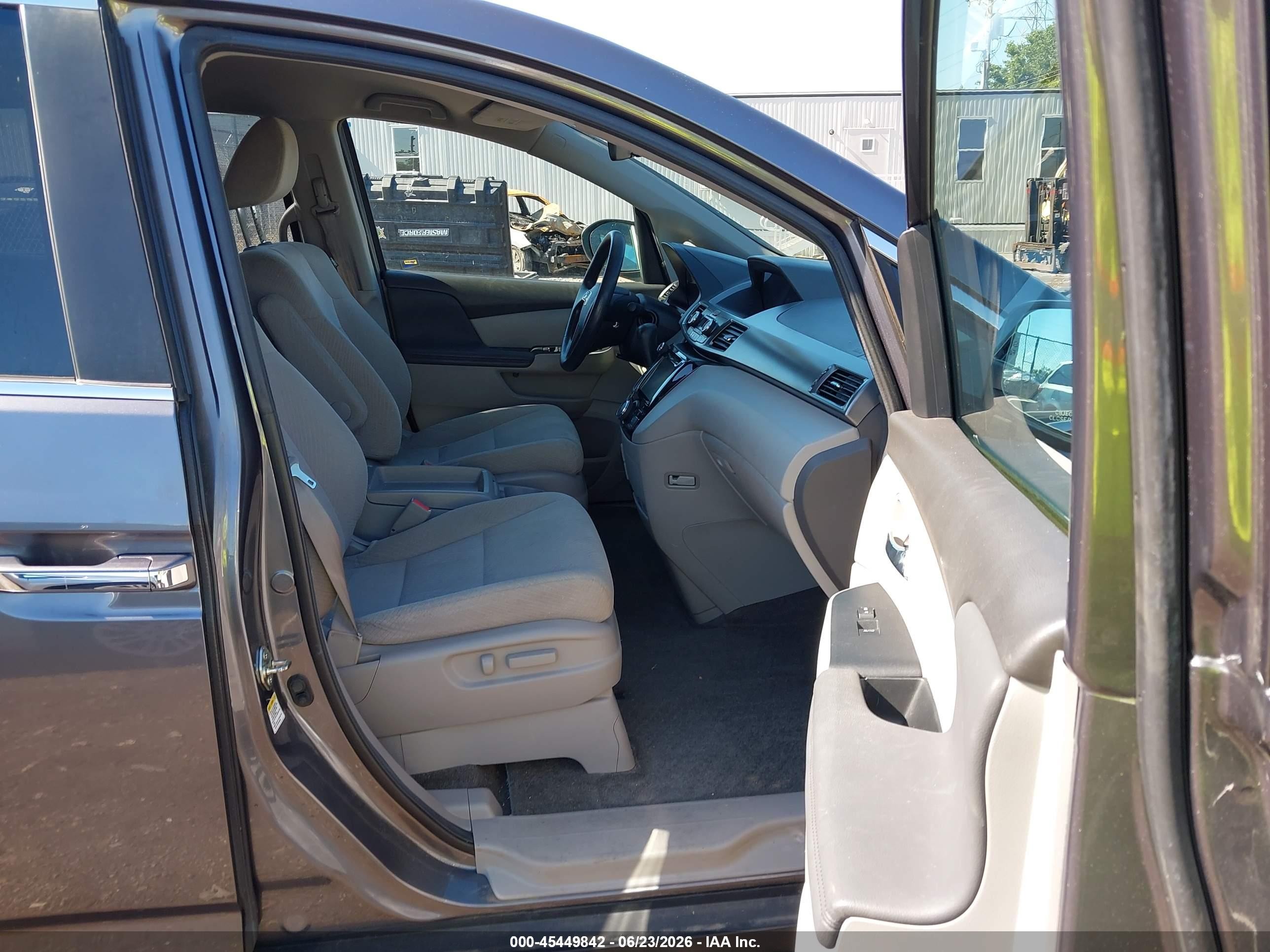 2014 Honda Odyssey Ex Gray vin: 5FNRL5H44EB075618