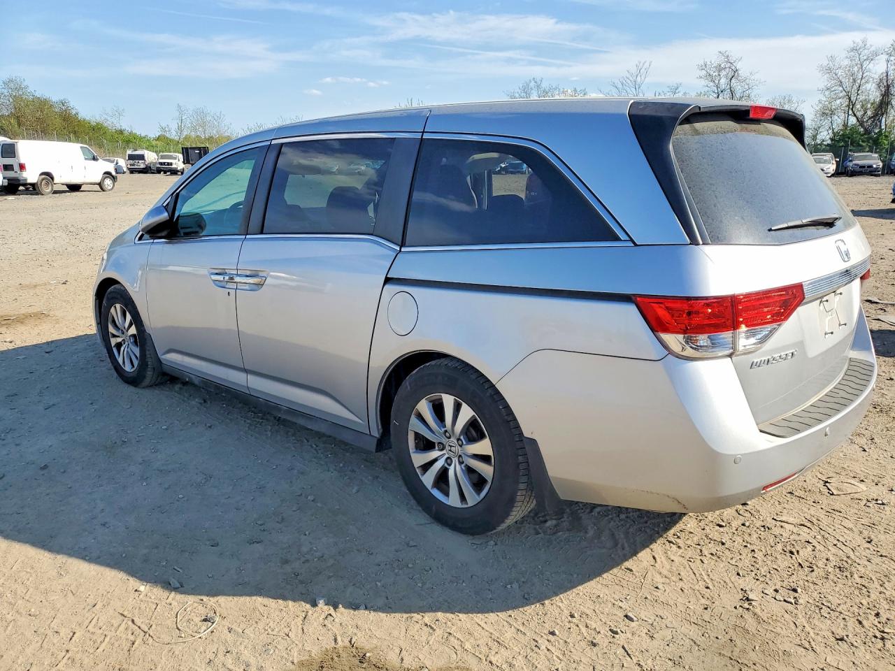 2014 Honda Odyssey Ex Silver vin: 5FNRL5H44EB104275