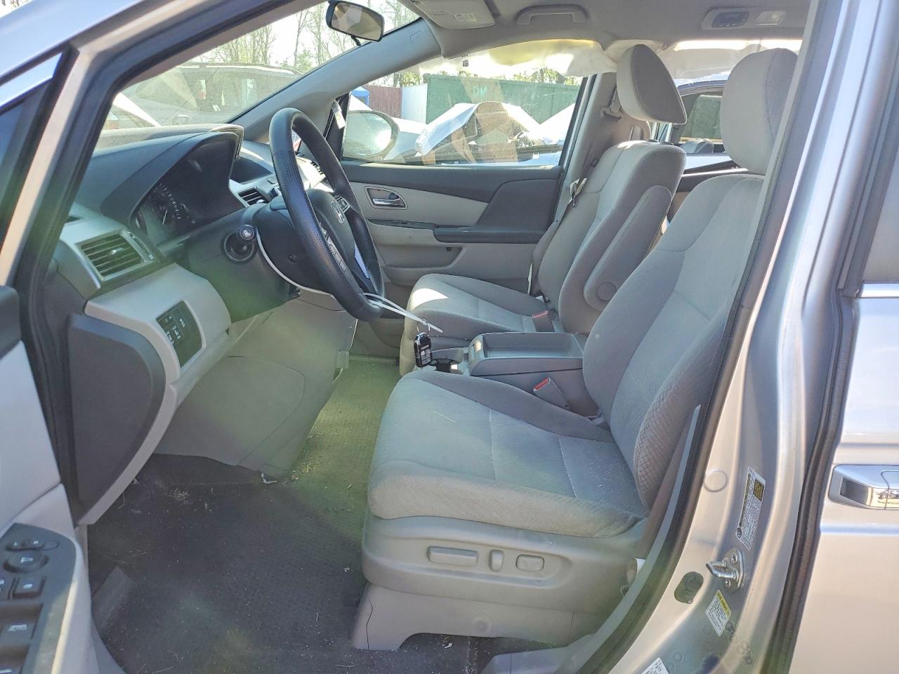 2014 Honda Odyssey Ex Silver vin: 5FNRL5H44EB104275