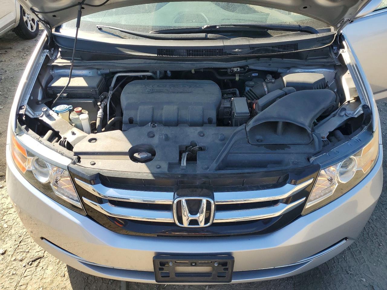 2014 Honda Odyssey Ex Silver vin: 5FNRL5H44EB104275