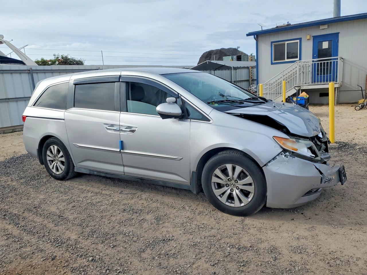 2014 Honda Odyssey Ex Silver vin: 5FNRL5H44EB113946