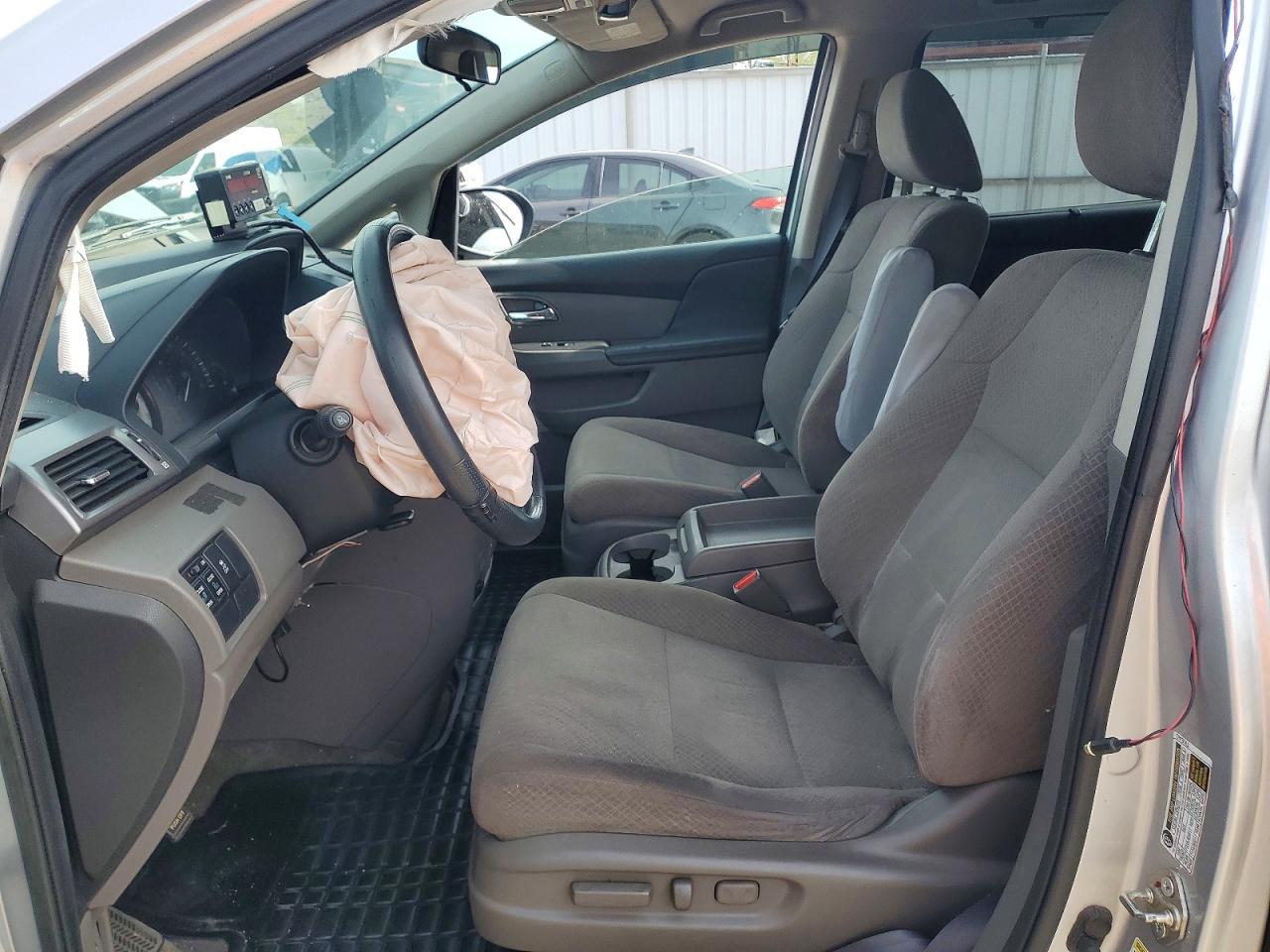 2014 Honda Odyssey Ex Silver vin: 5FNRL5H44EB113946