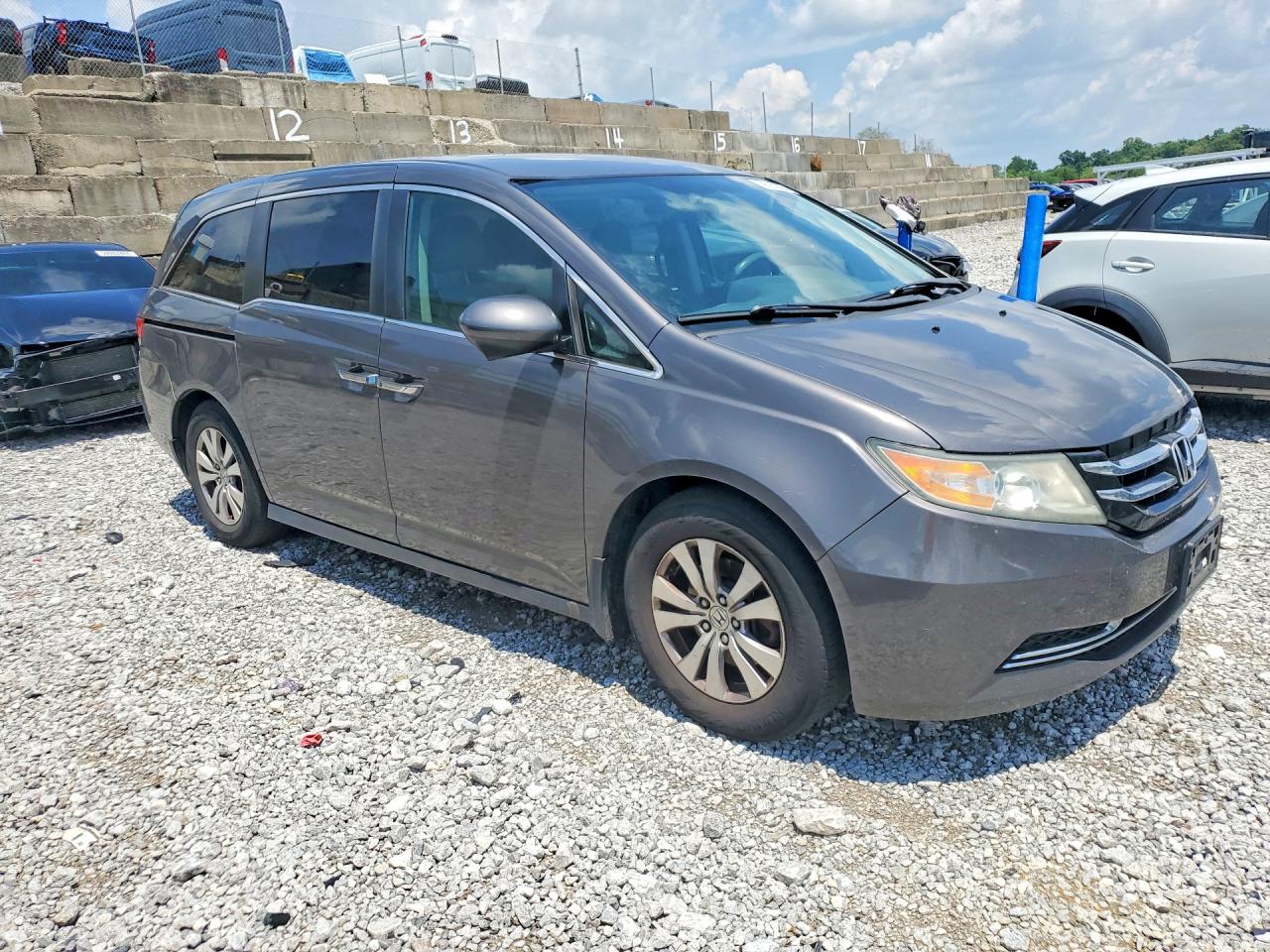 2015 Honda Odyssey Ex Gray vin: 5FNRL5H44FB026596