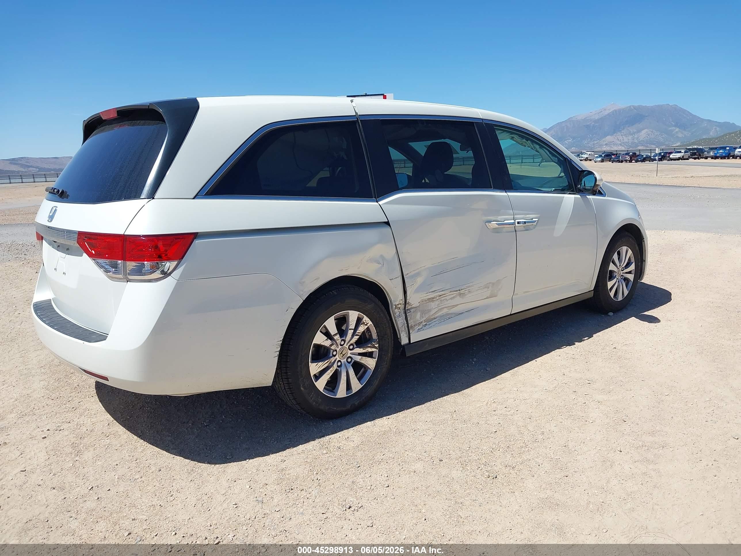 2015 Honda Odyssey Ex White vin: 5FNRL5H44FB040109