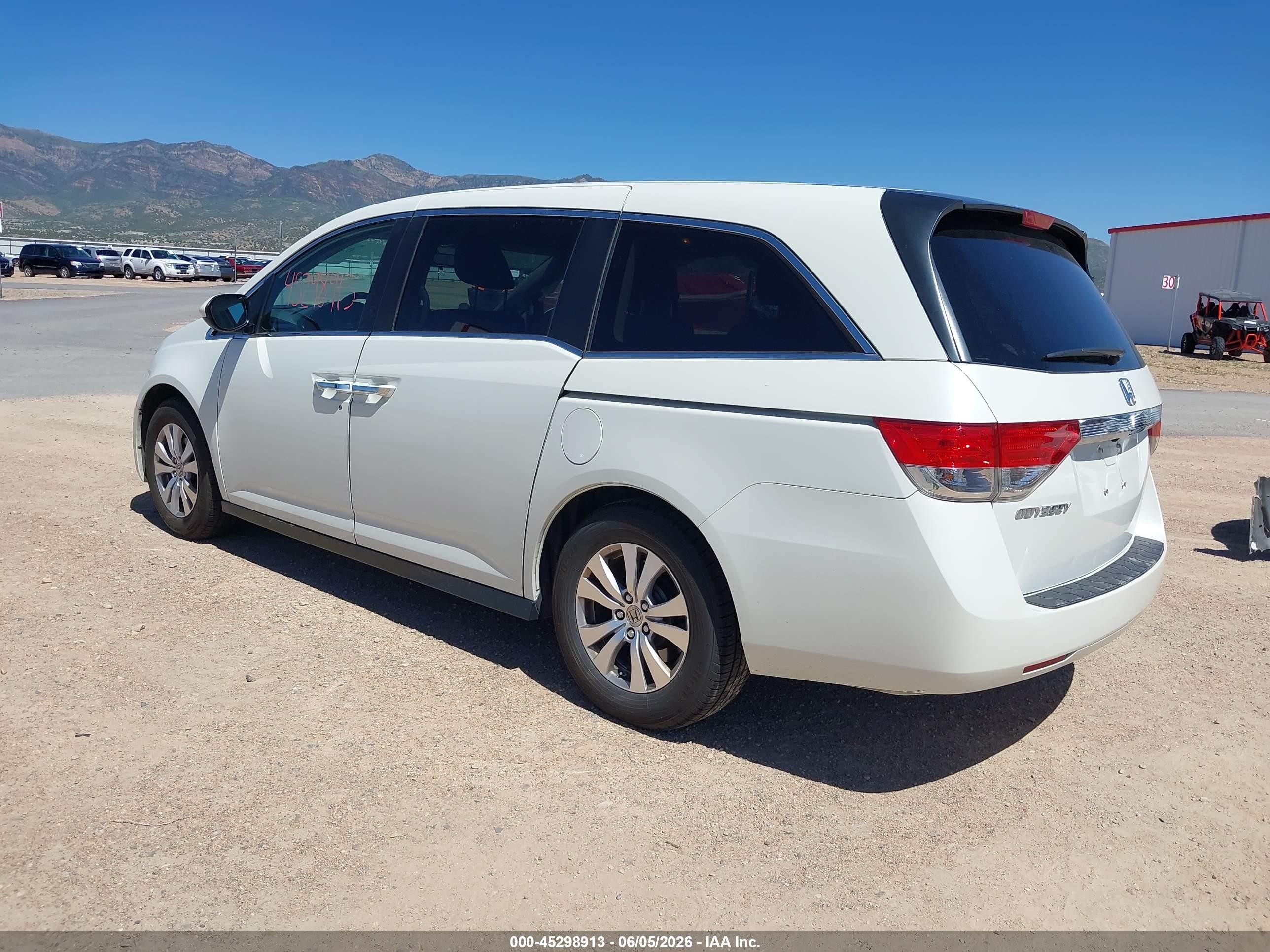 2015 Honda Odyssey Ex White vin: 5FNRL5H44FB040109