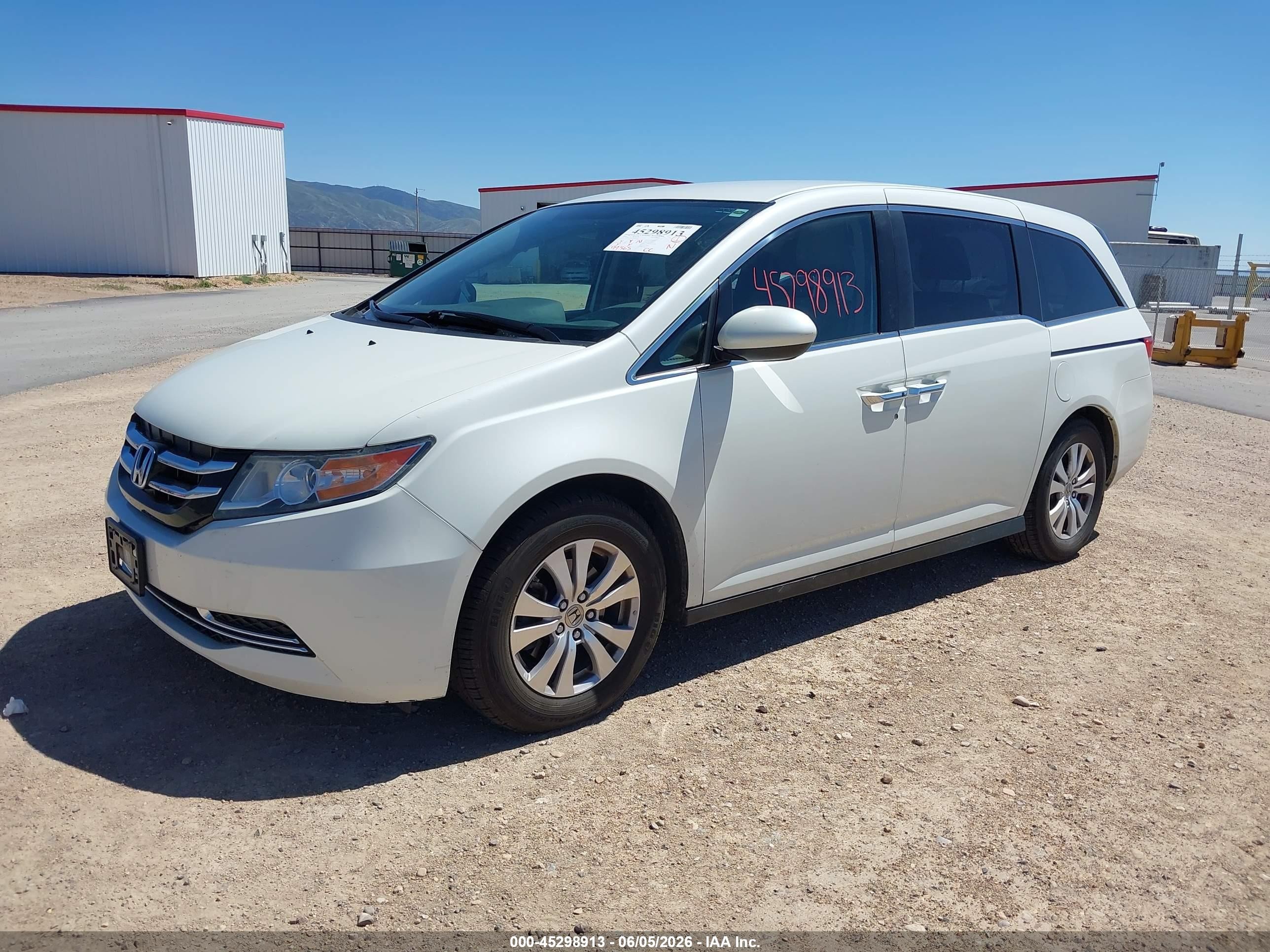 2015 Honda Odyssey Ex White vin: 5FNRL5H44FB040109